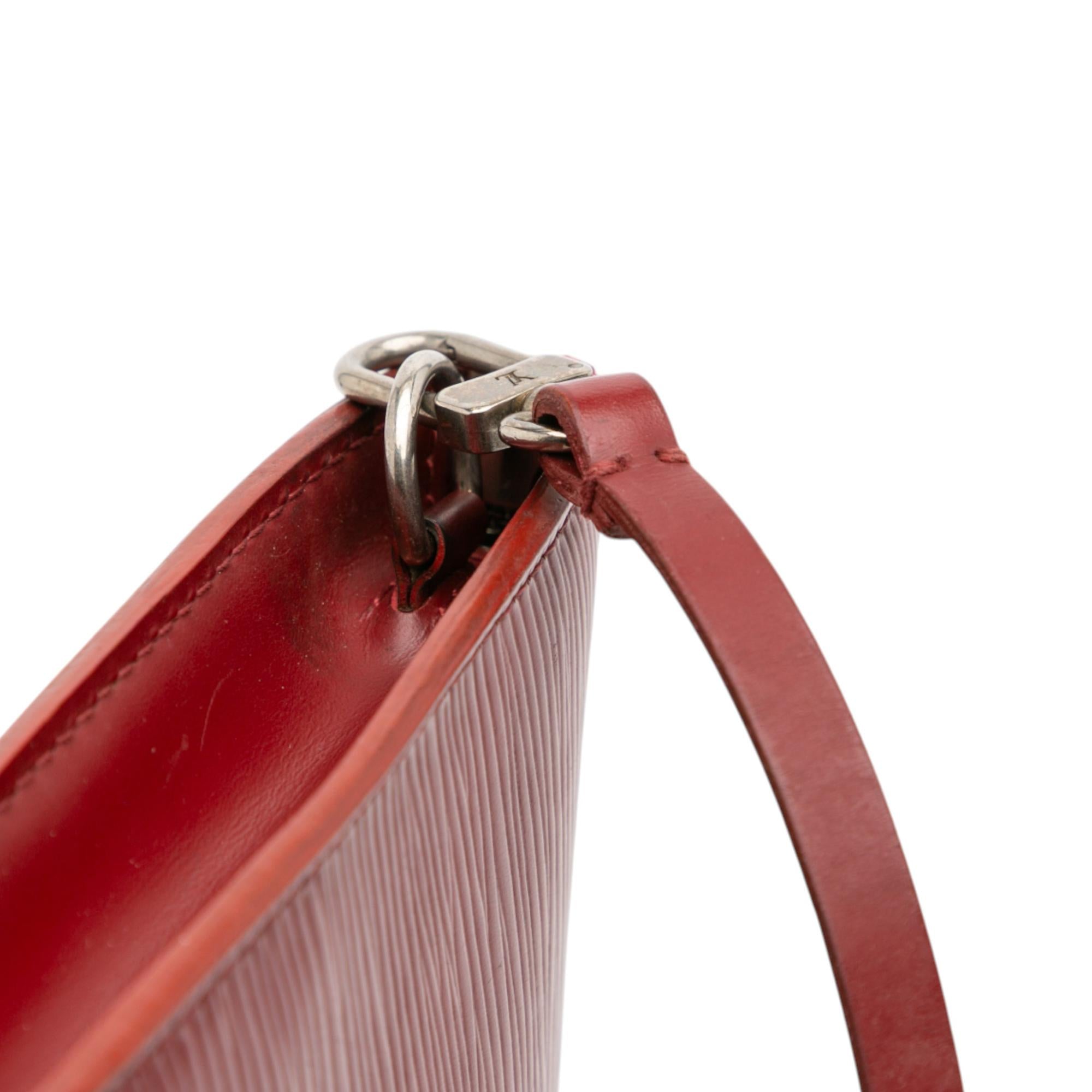 Louis Vuitton Epi Pochette Accessoires