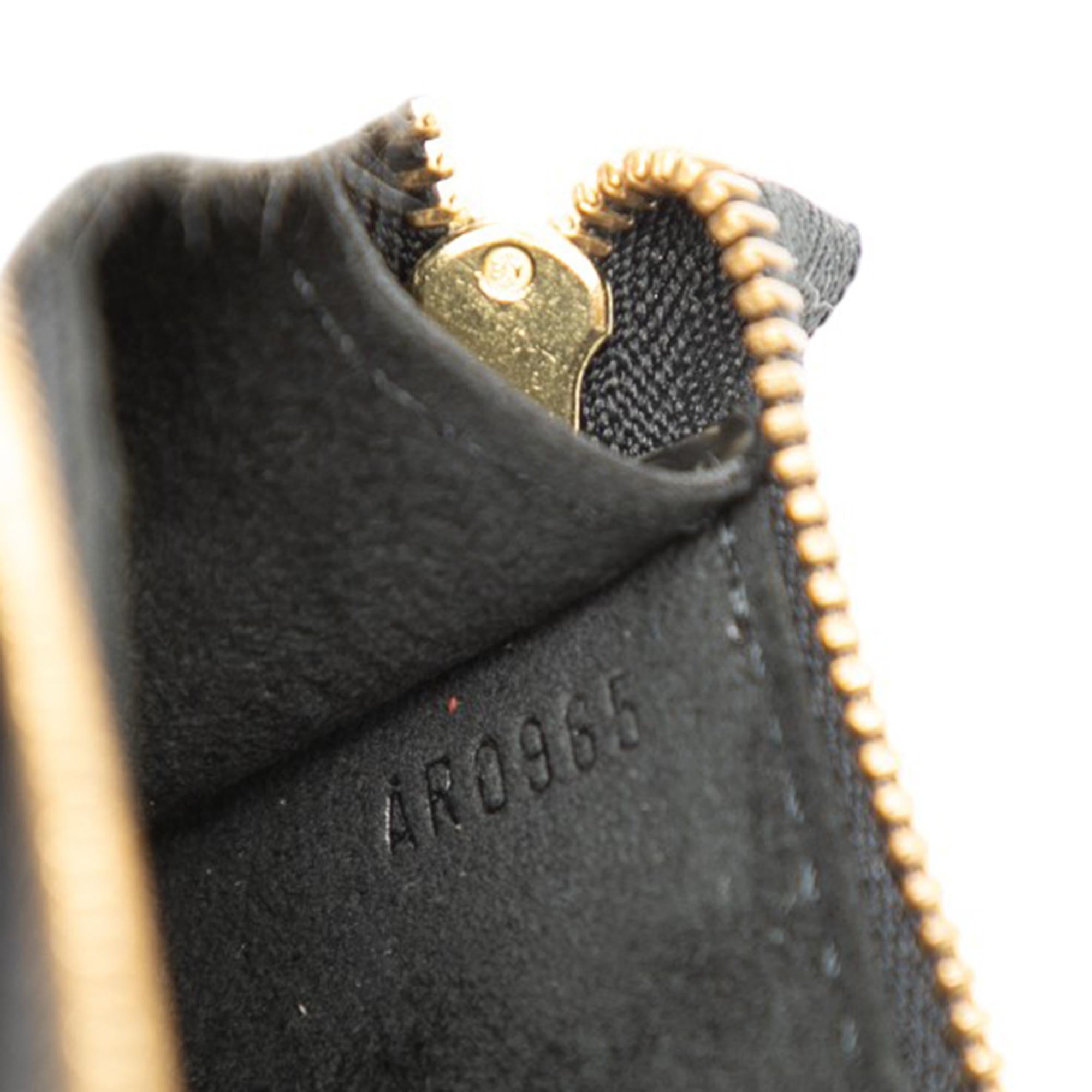 Louis Vuitton Epi Pochette Accessoires