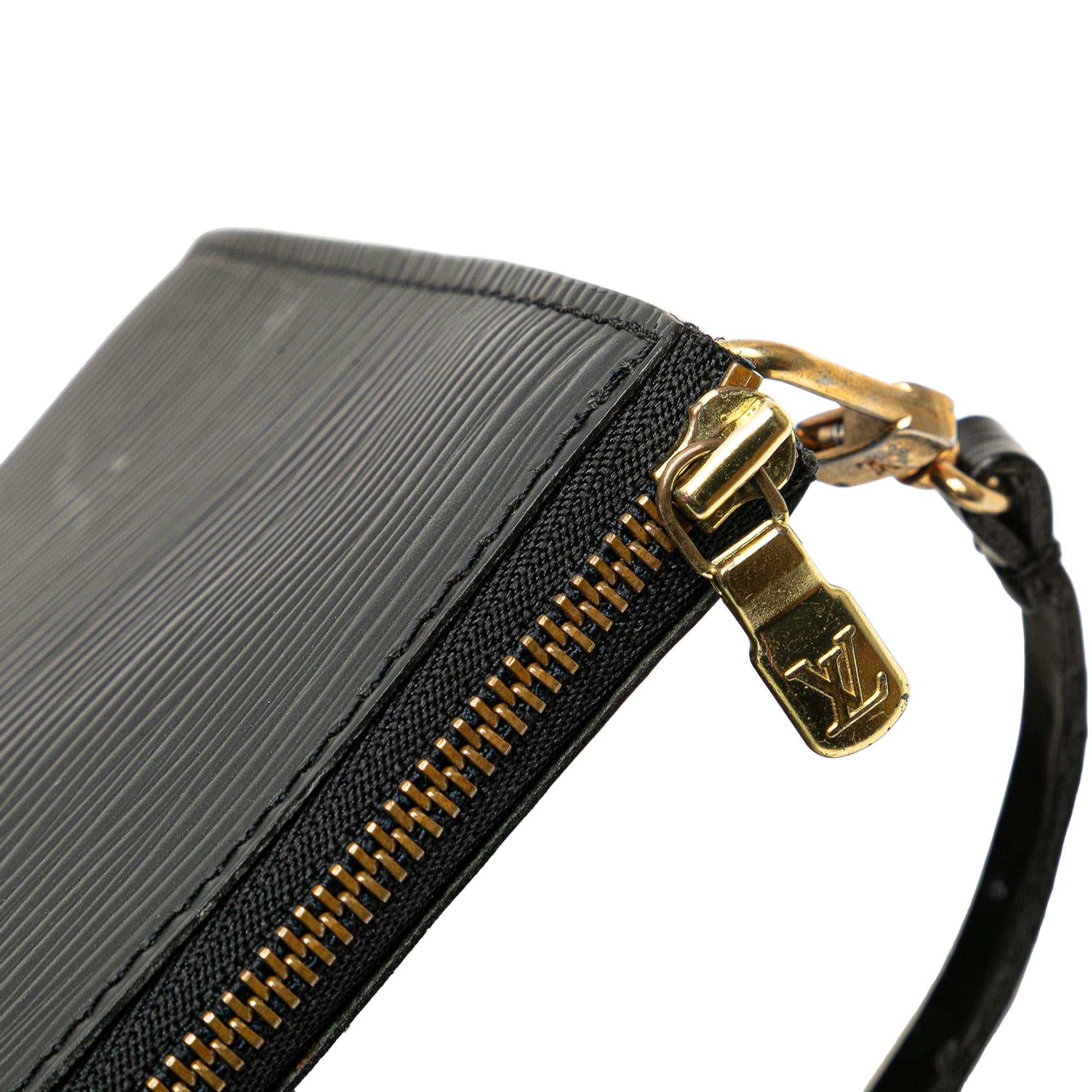 Louis Vuitton Epi Pochette Accessoires