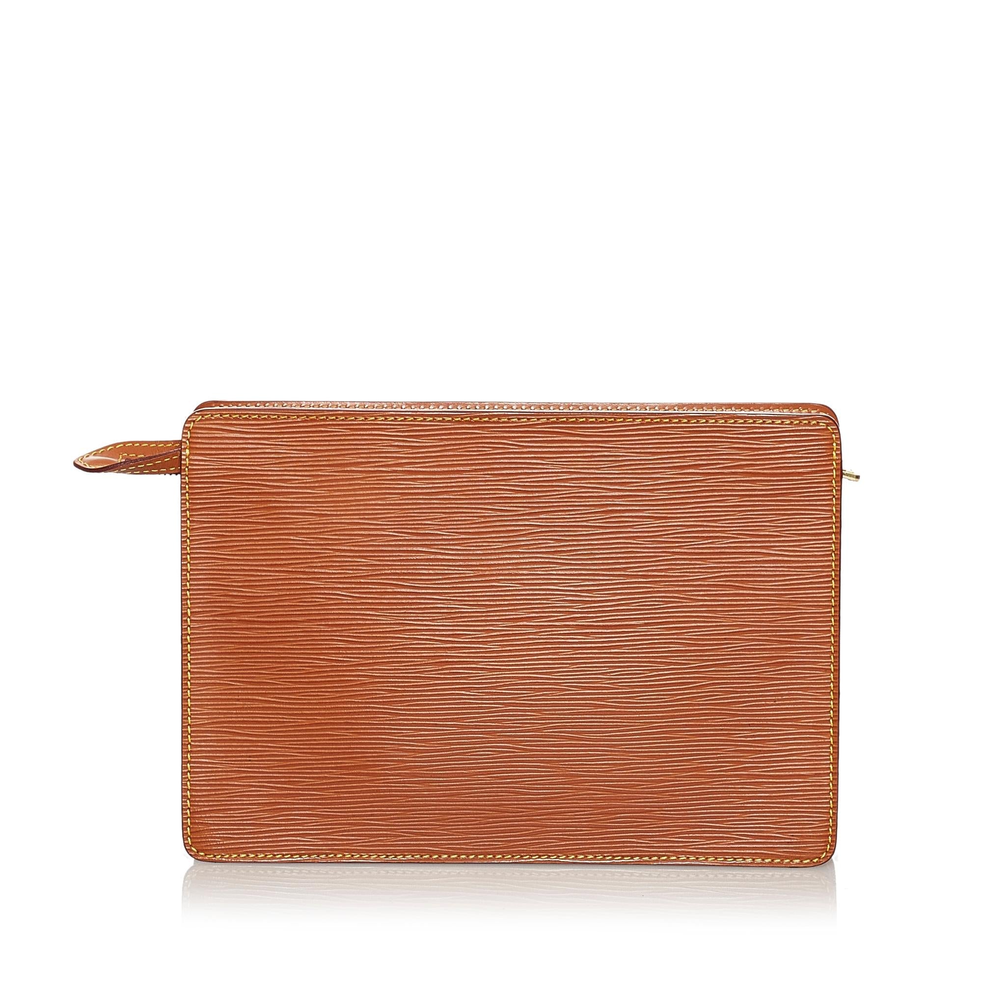 Louis Vuitton Epi Pochette Homme (SHG-30663)