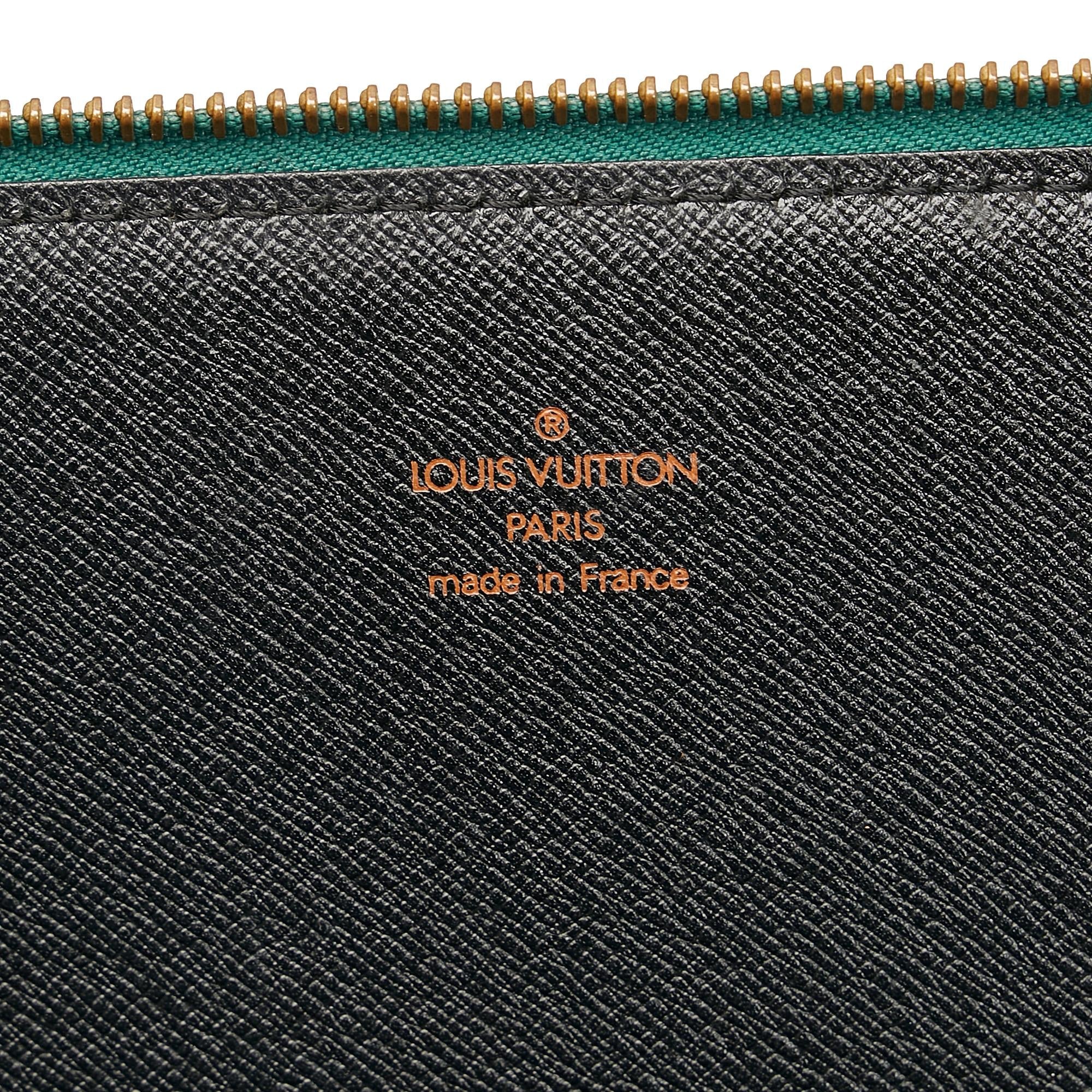 Louis Vuitton Epi Pochette Jour GM (SHG-37812)