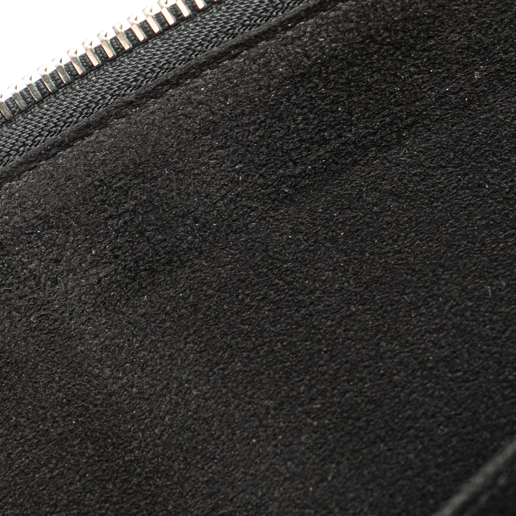 Louis Vuitton Epi Pochette Jour GM