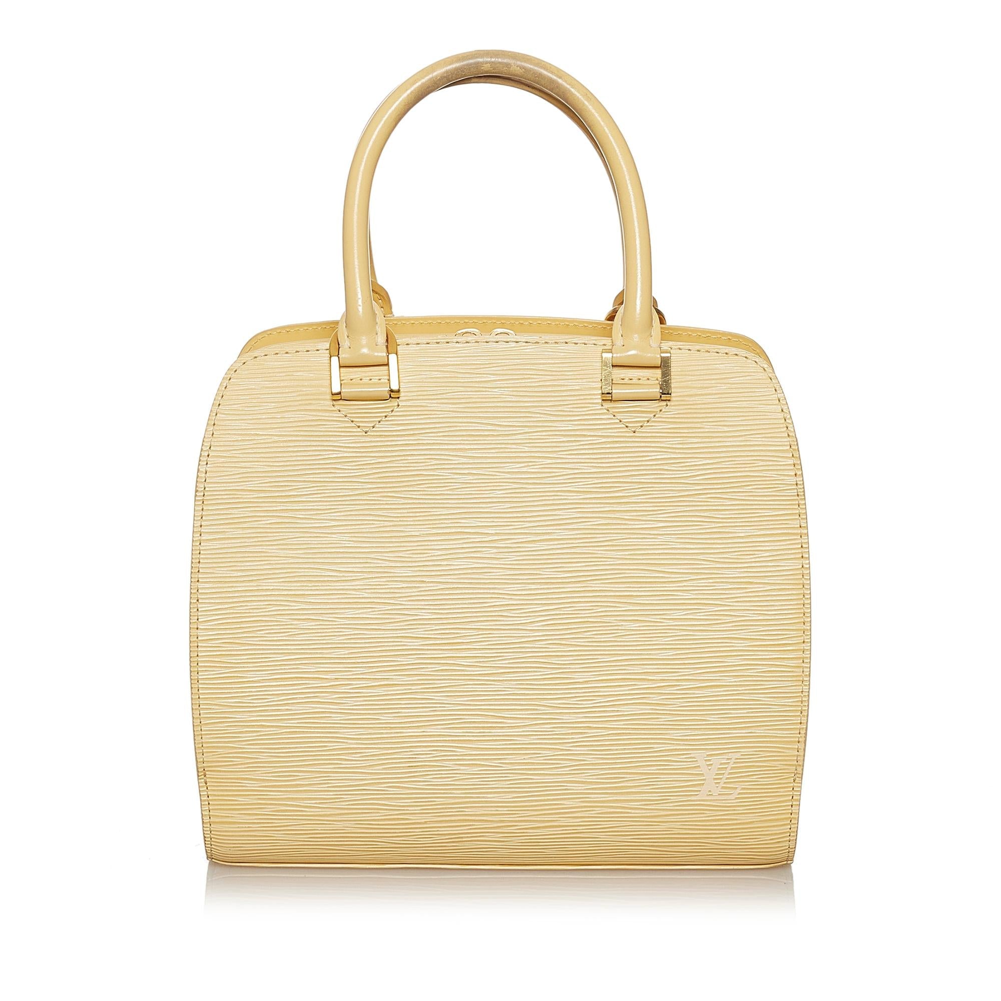 Louis Vuitton Epi Pont Neuf (SHG-28866)
