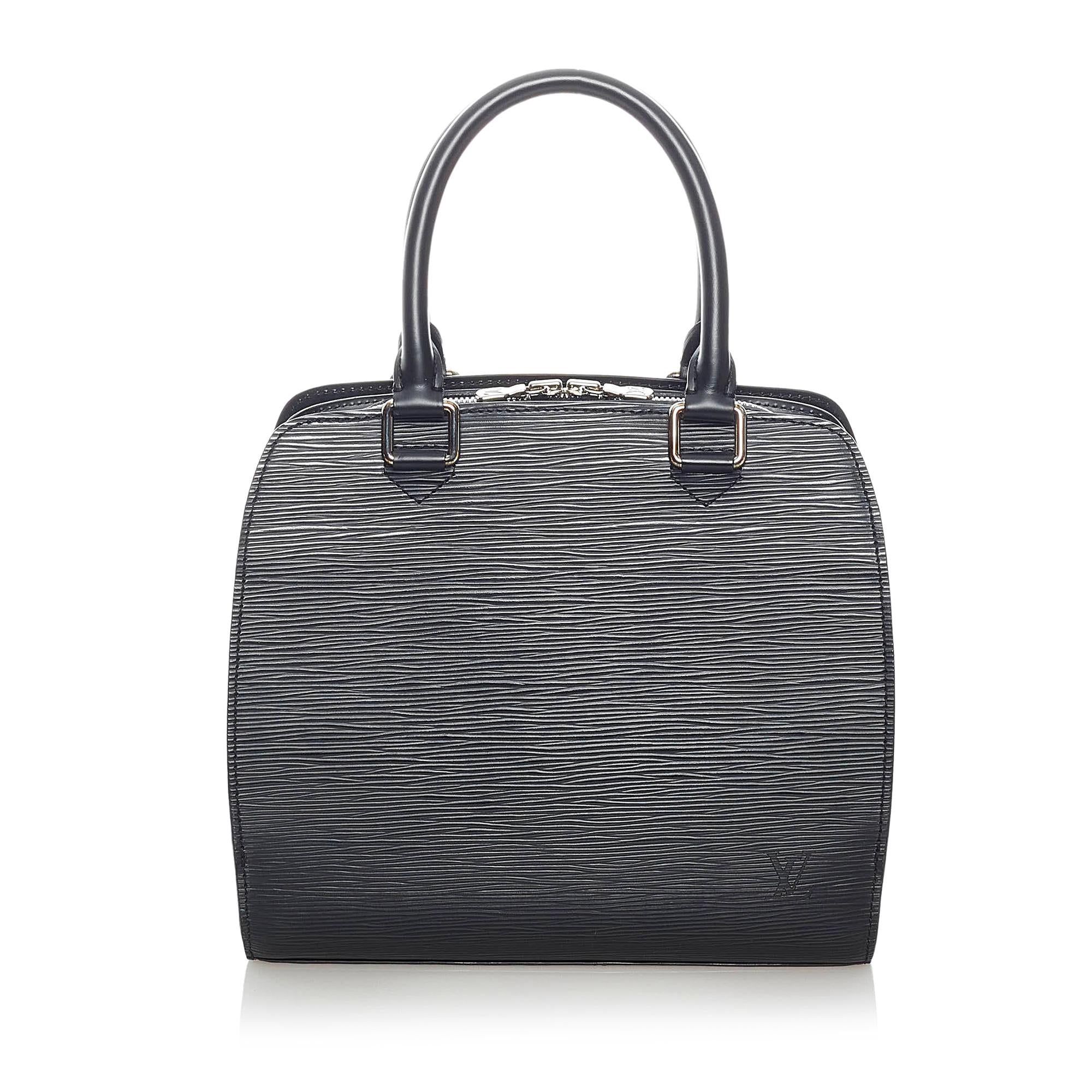 Louis Vuitton Epi Pont Neuf (SHG-31625)