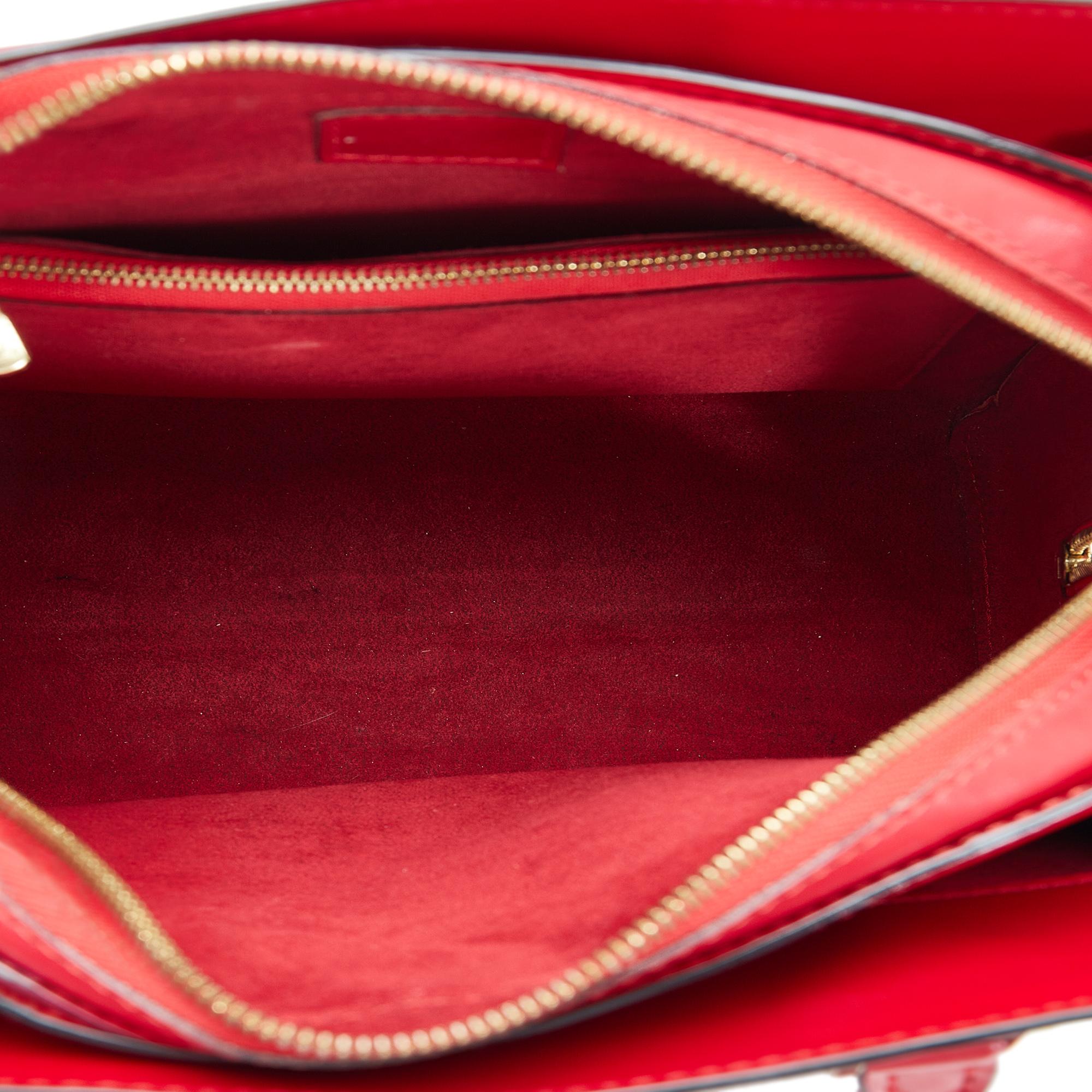 Louis Vuitton Epi Pont Neuf (SHG-eqpVAR)