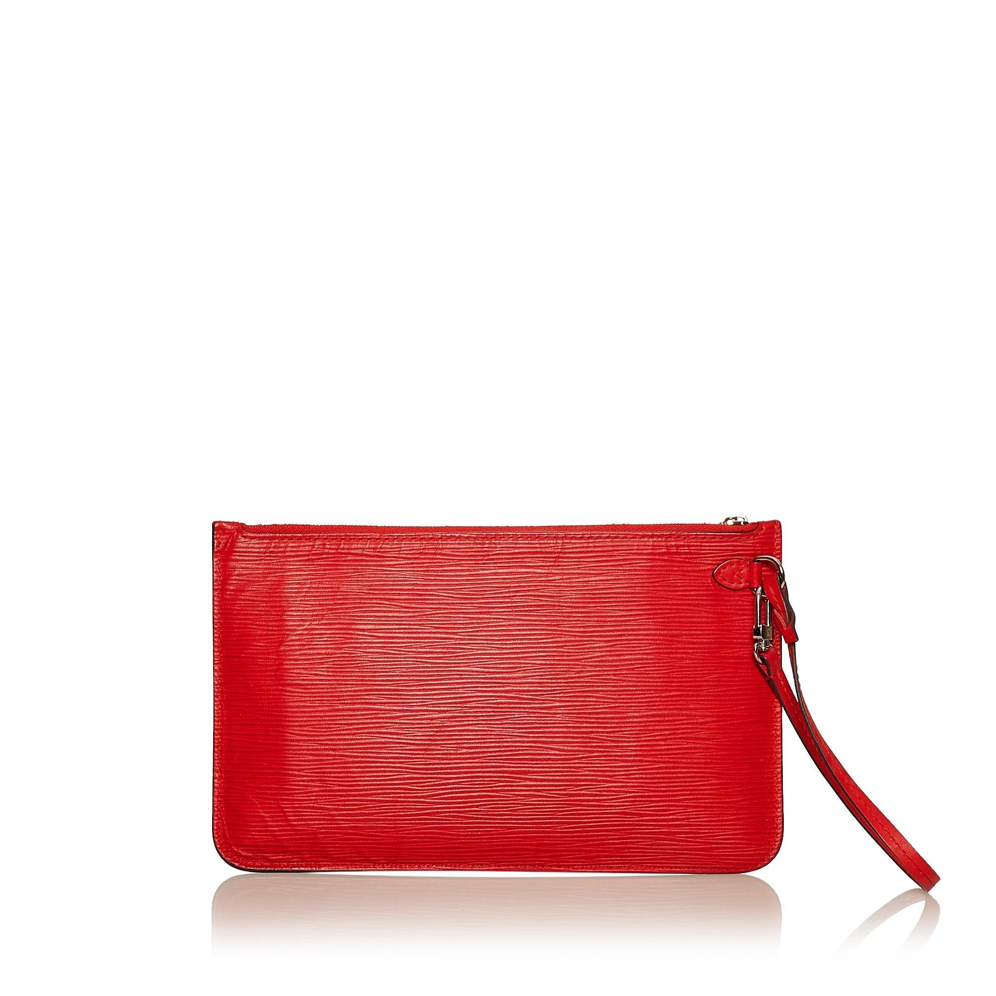 Louis Vuitton Epi Pouch (SHG-29415)