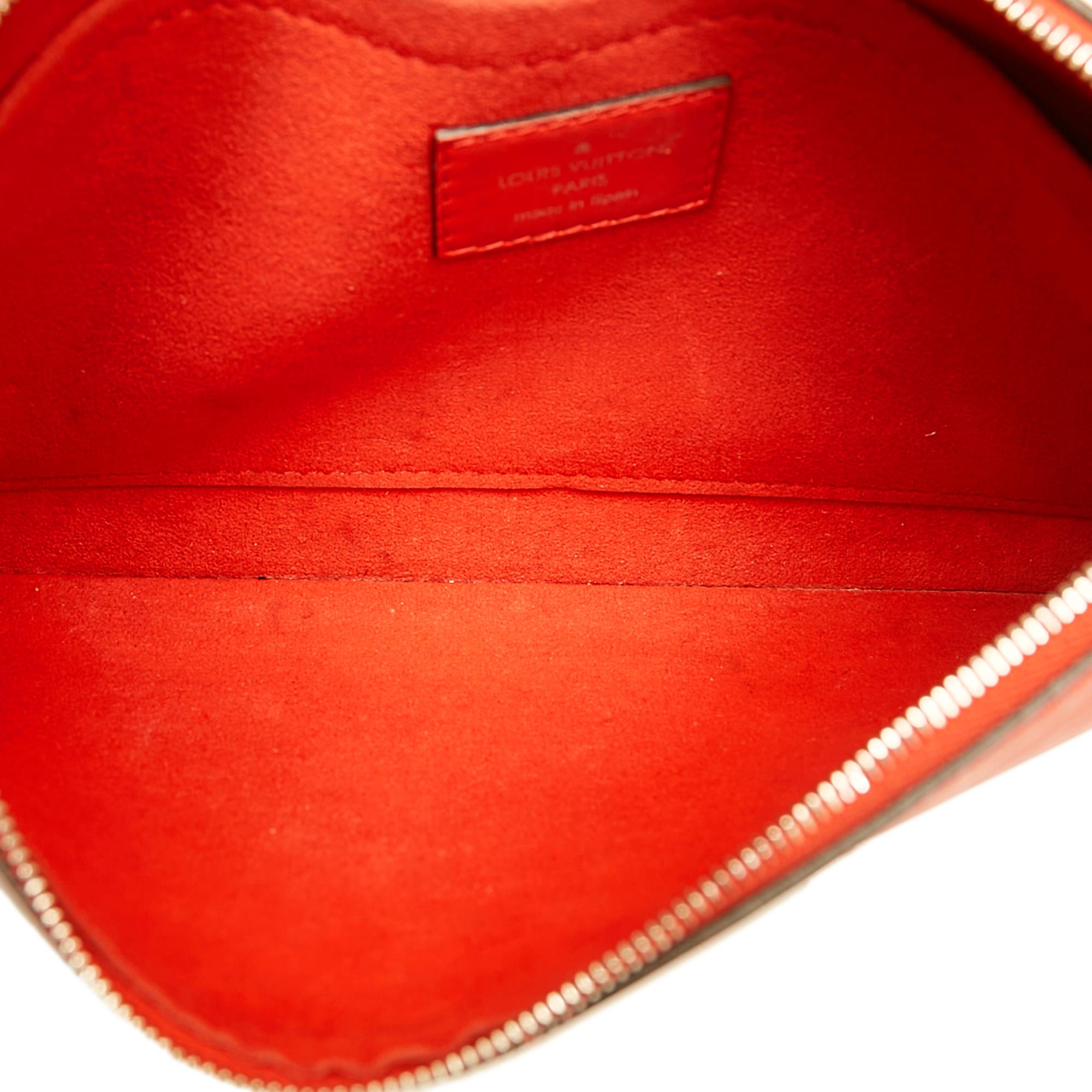 Louis Vuitton Epi Pouch (SHG-29415)