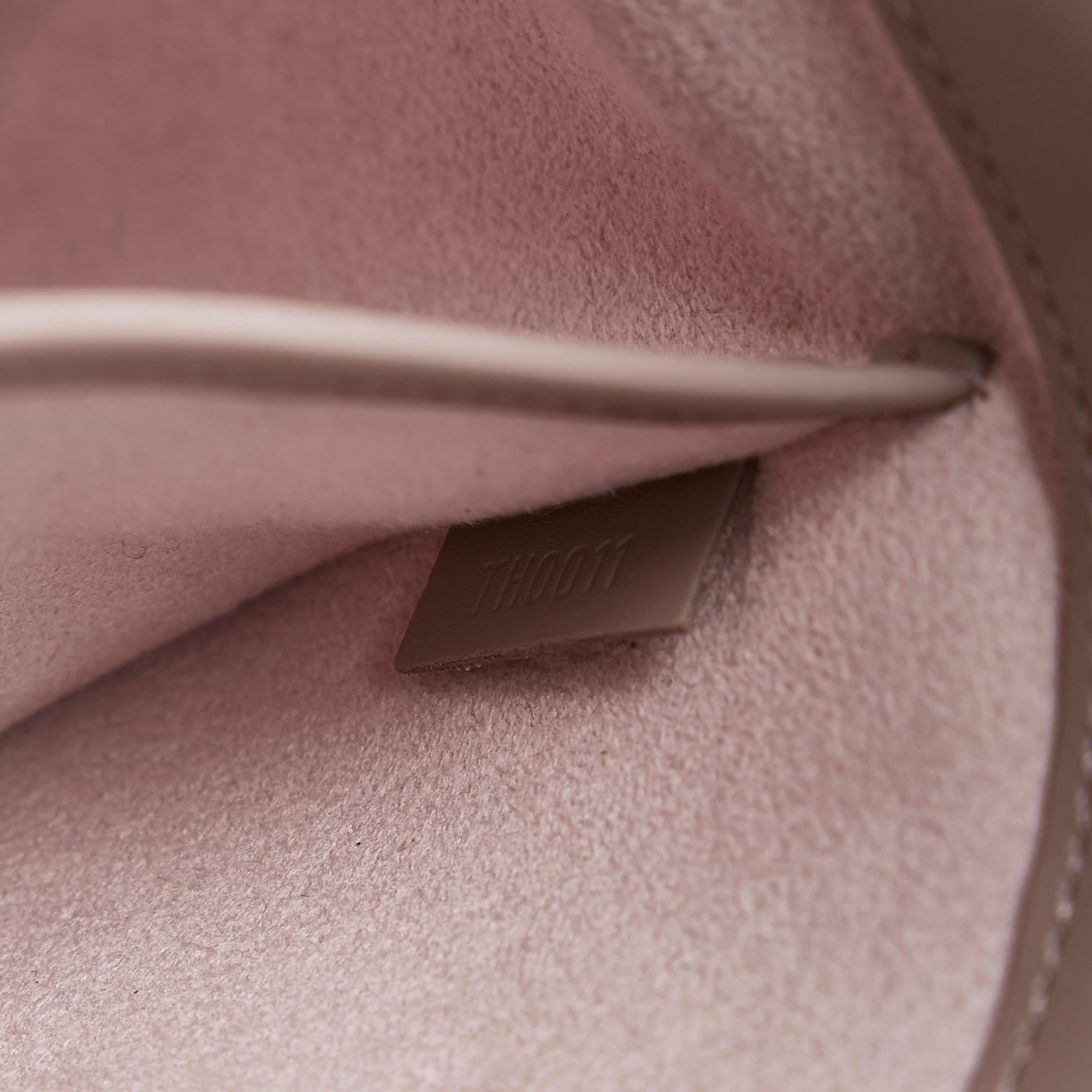 Louis Vuitton Epi Reverie (SHG-6y8Woq)