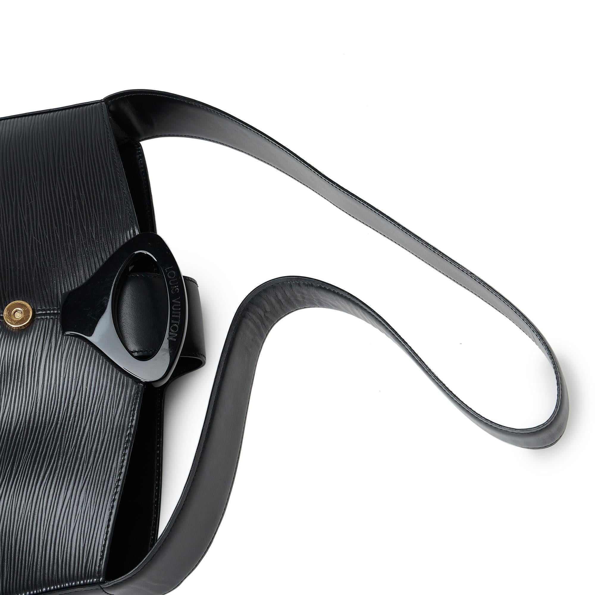 Louis Vuitton Epi Reverie (SHG-FJzi0U)