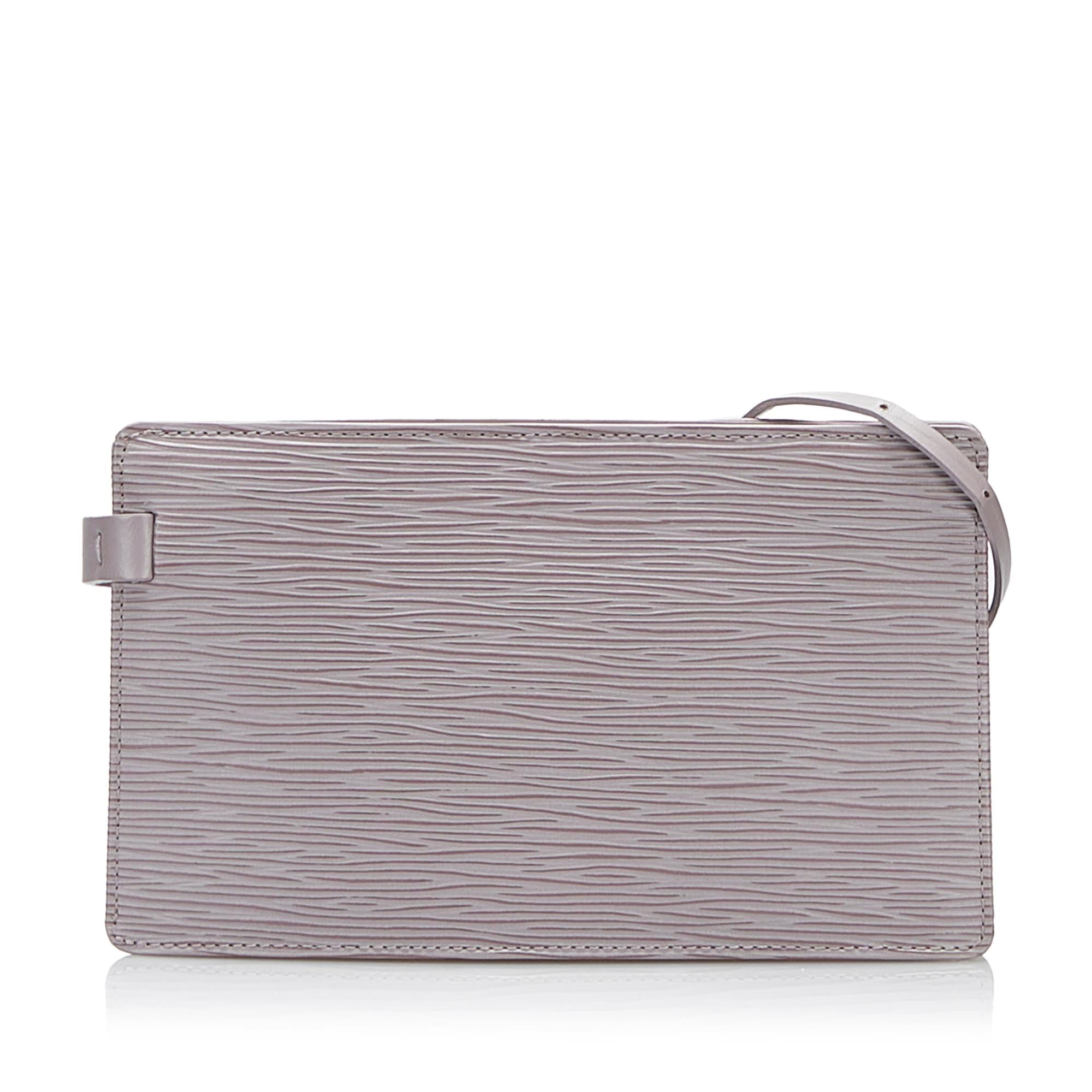Louis Vuitton Epi Rochelle (SHG-6XE8Gz)