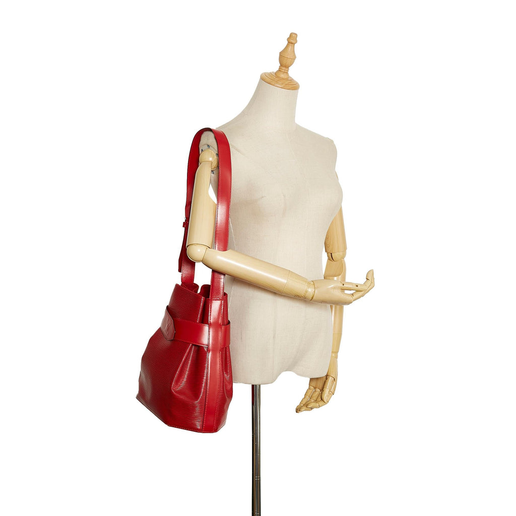 Louis Vuitton Epi Sac D Epaule PM (SHG-1ol2tz)
