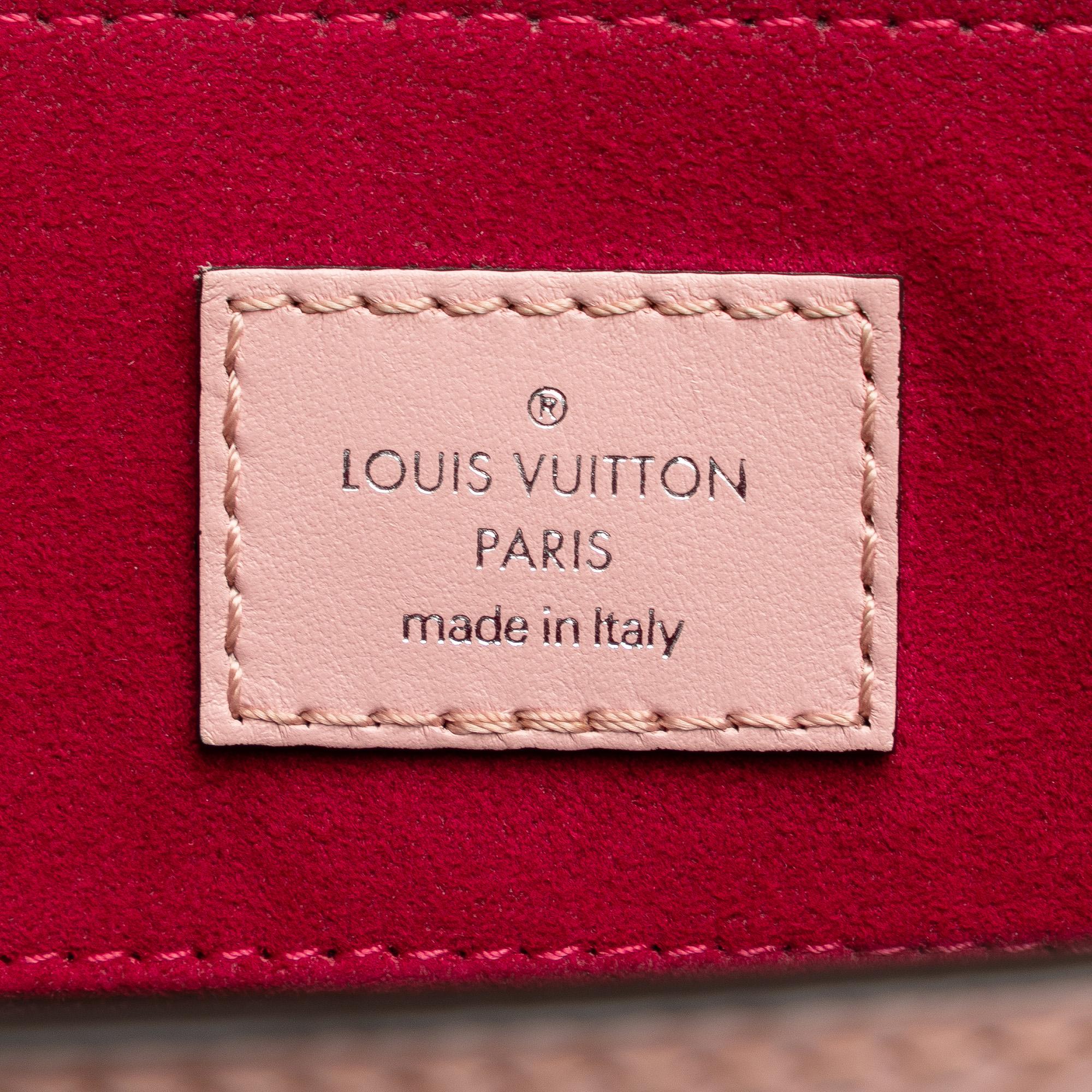 Louis Vuitton Epi Sac Plat BB (SHG-3TLBBL)