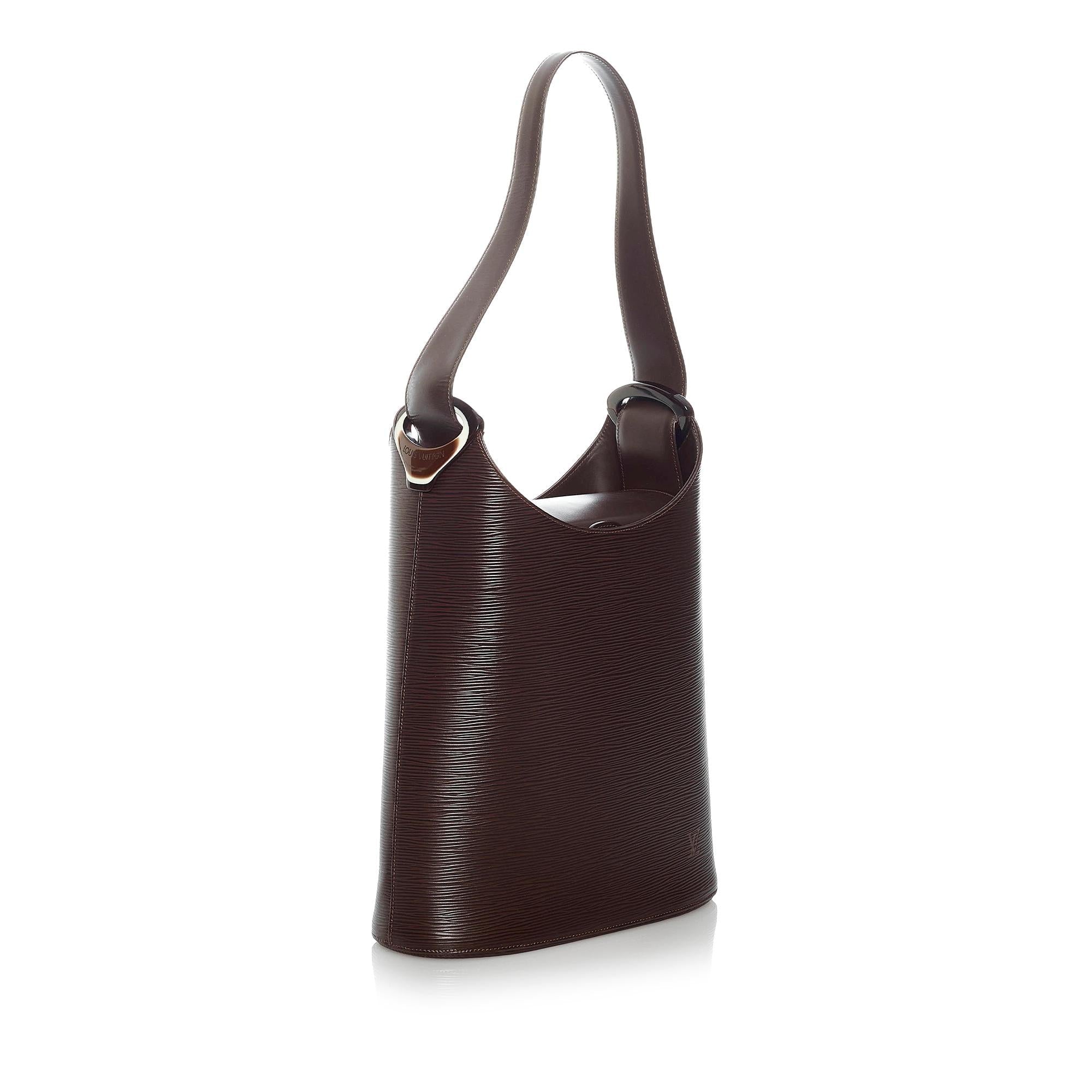 Louis Vuitton Epi Sac Verseau (SHG-30210)