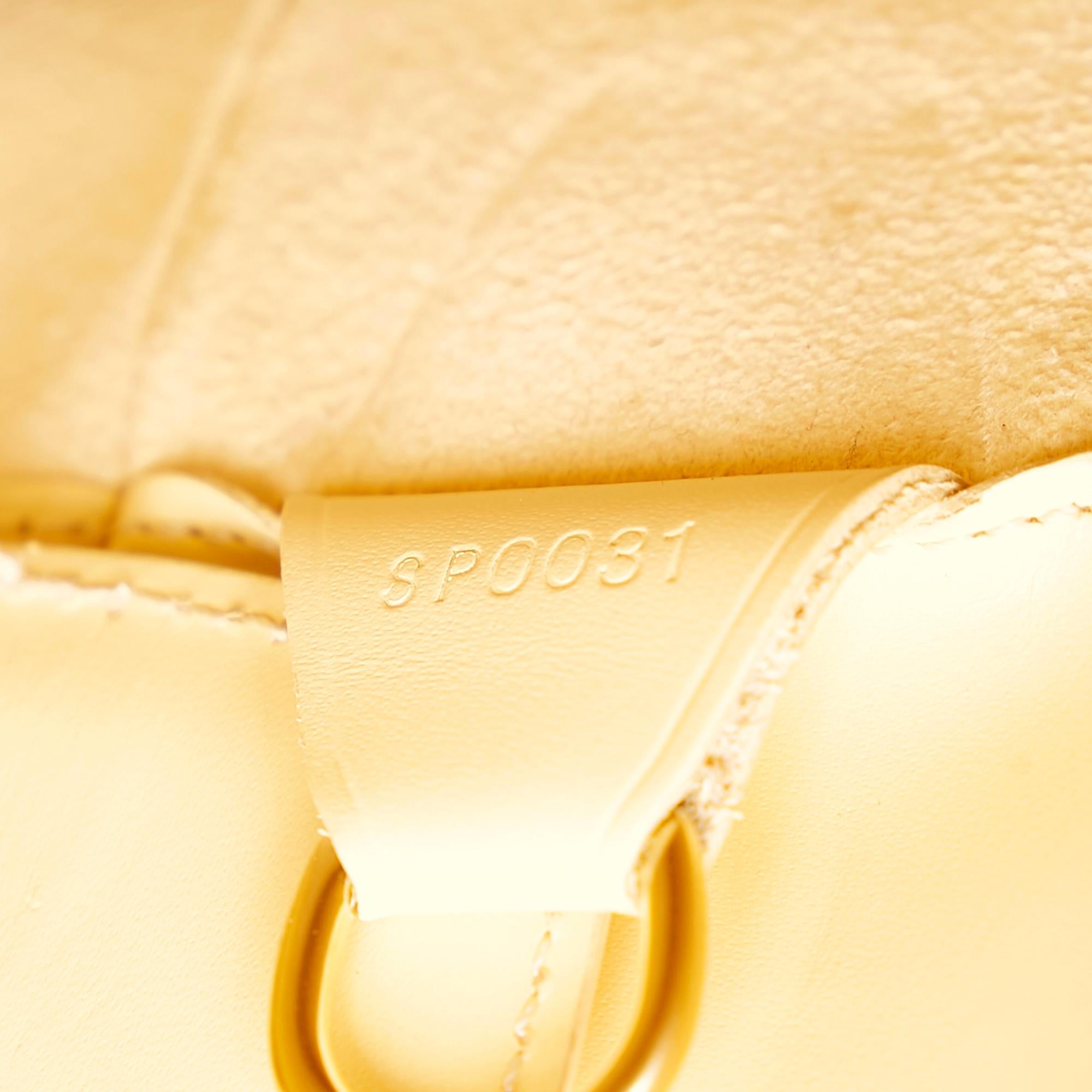 Louis Vuitton Epi Sac Verseau (SHG-30305)