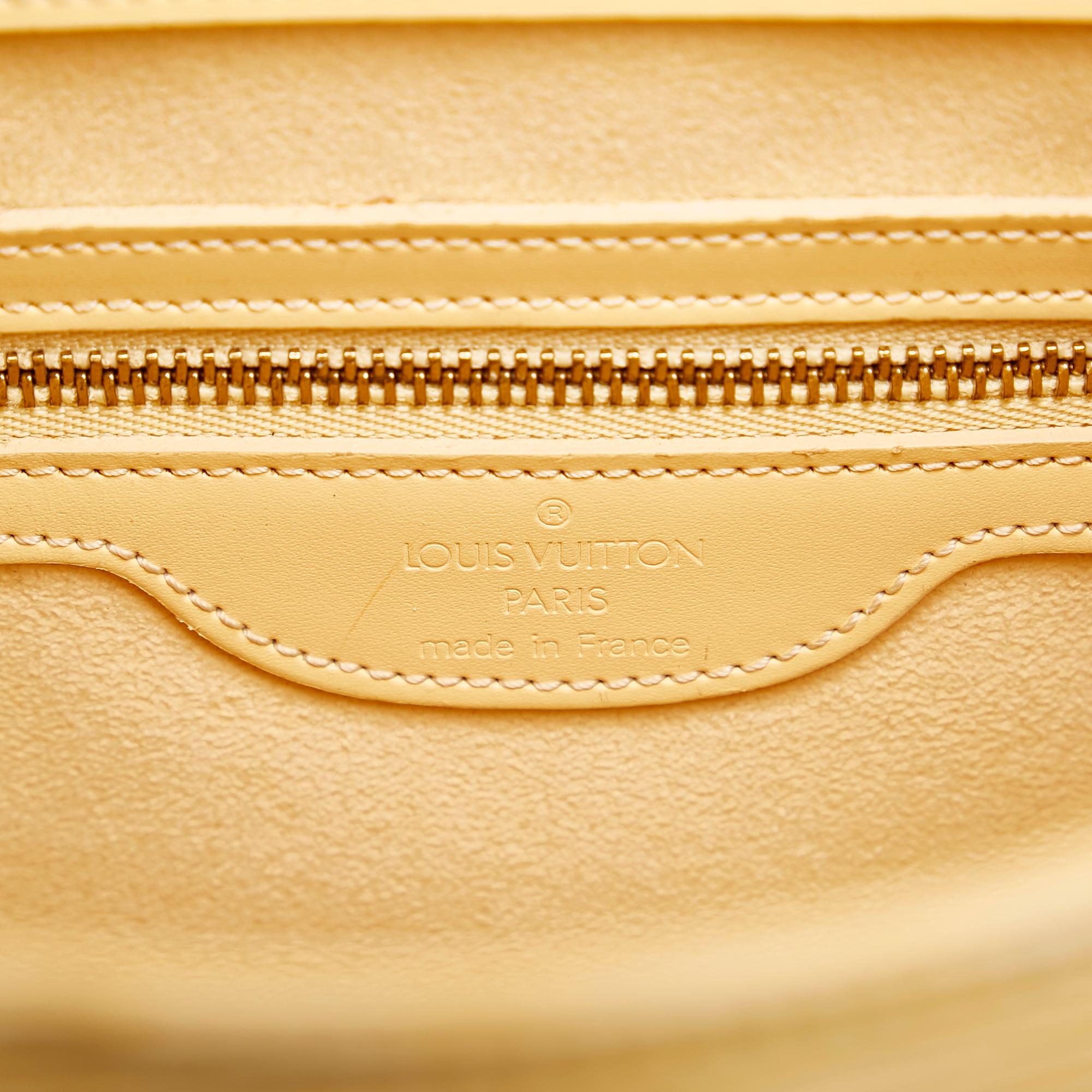 Louis Vuitton Epi Sac Verseau (SHG-30305)