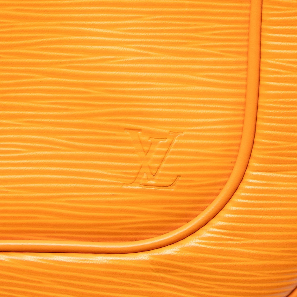 Louis Vuitton Epi Sarvanga