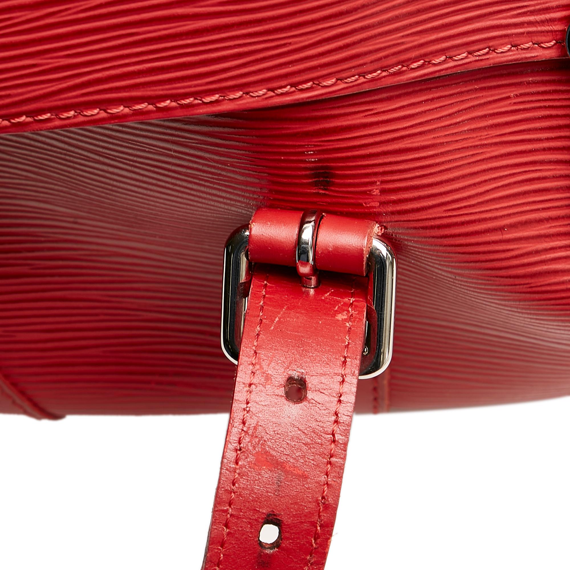 Louis Vuitton Epi Segur MM (SHG-33324)