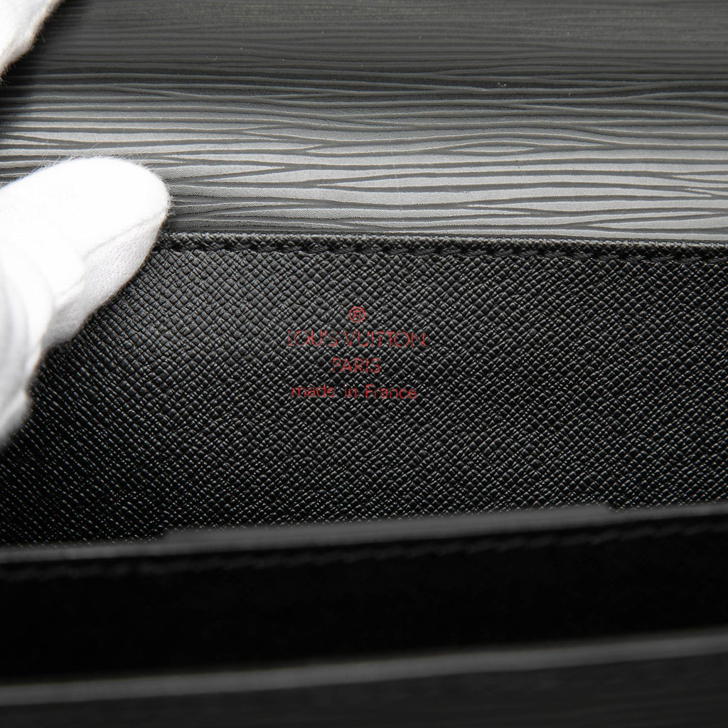 Louis Vuitton Epi Serviette Conseiller