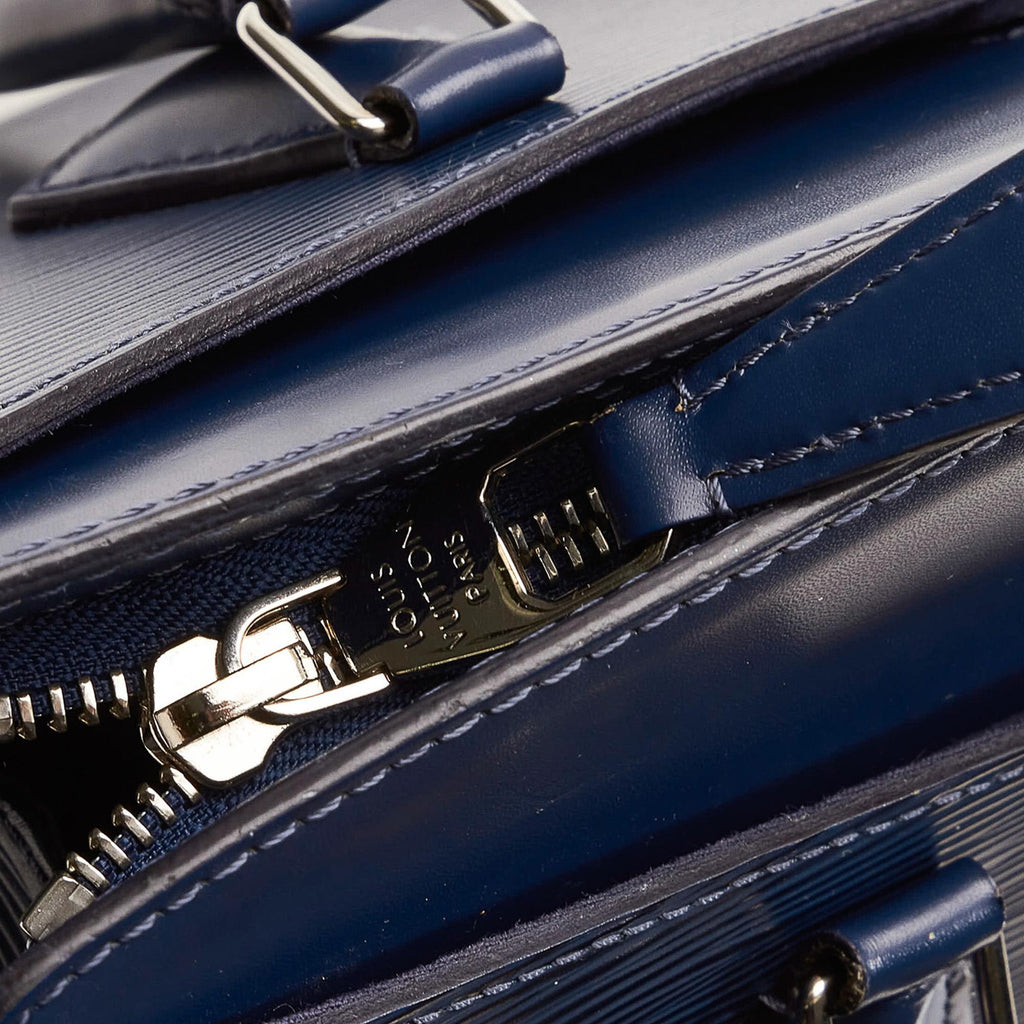 Louis Vuitton Epi Soufflot MM (SHG-37283)