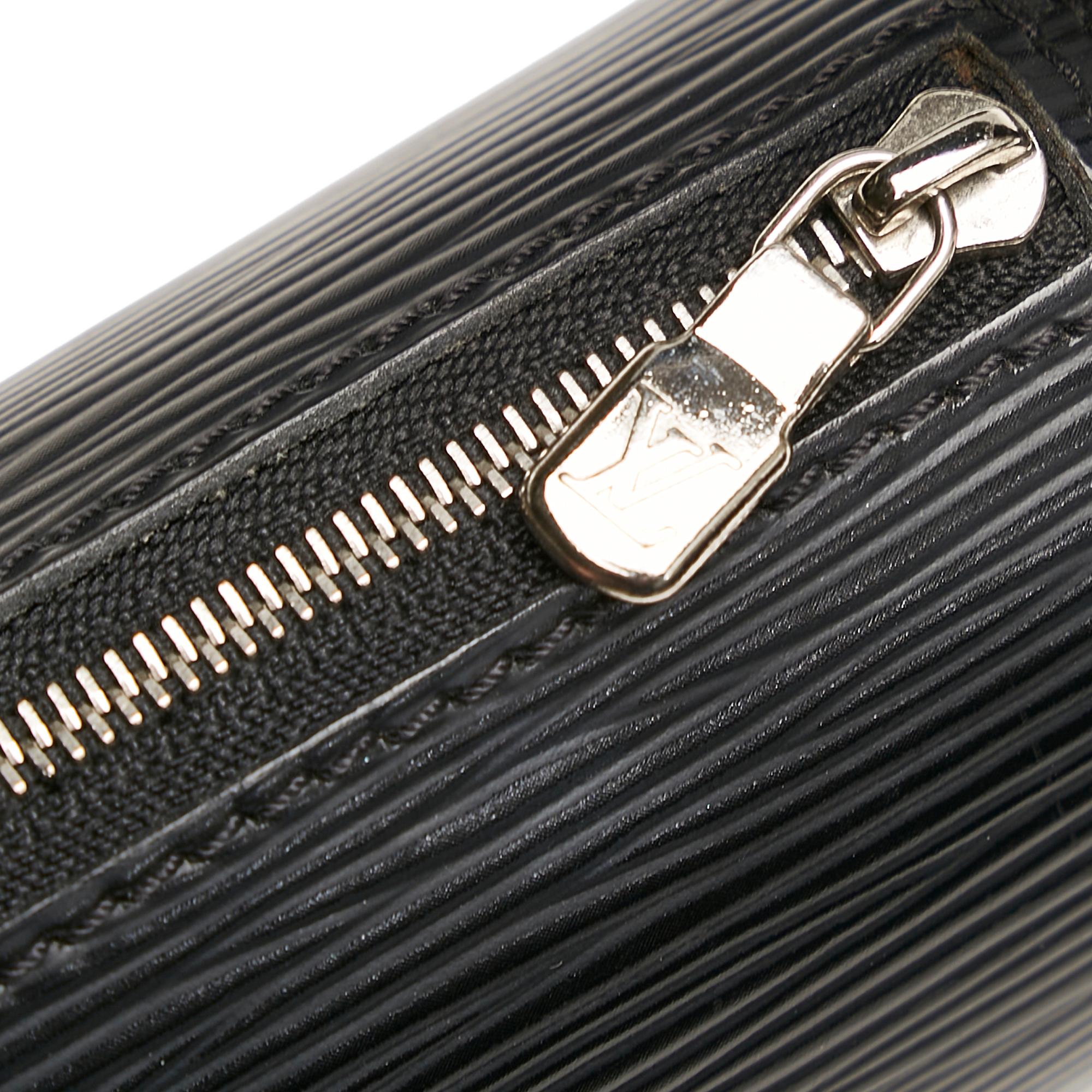 Louis Vuitton Epi Soufflot (SHG-29828)