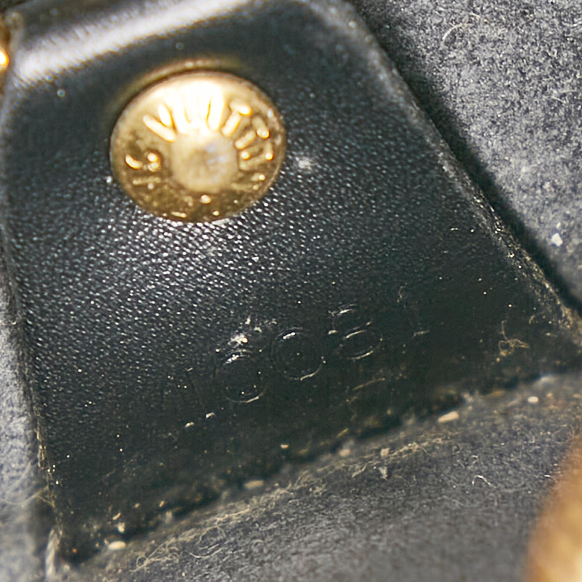 Louis Vuitton Epi Soufflot (SHG-31294)