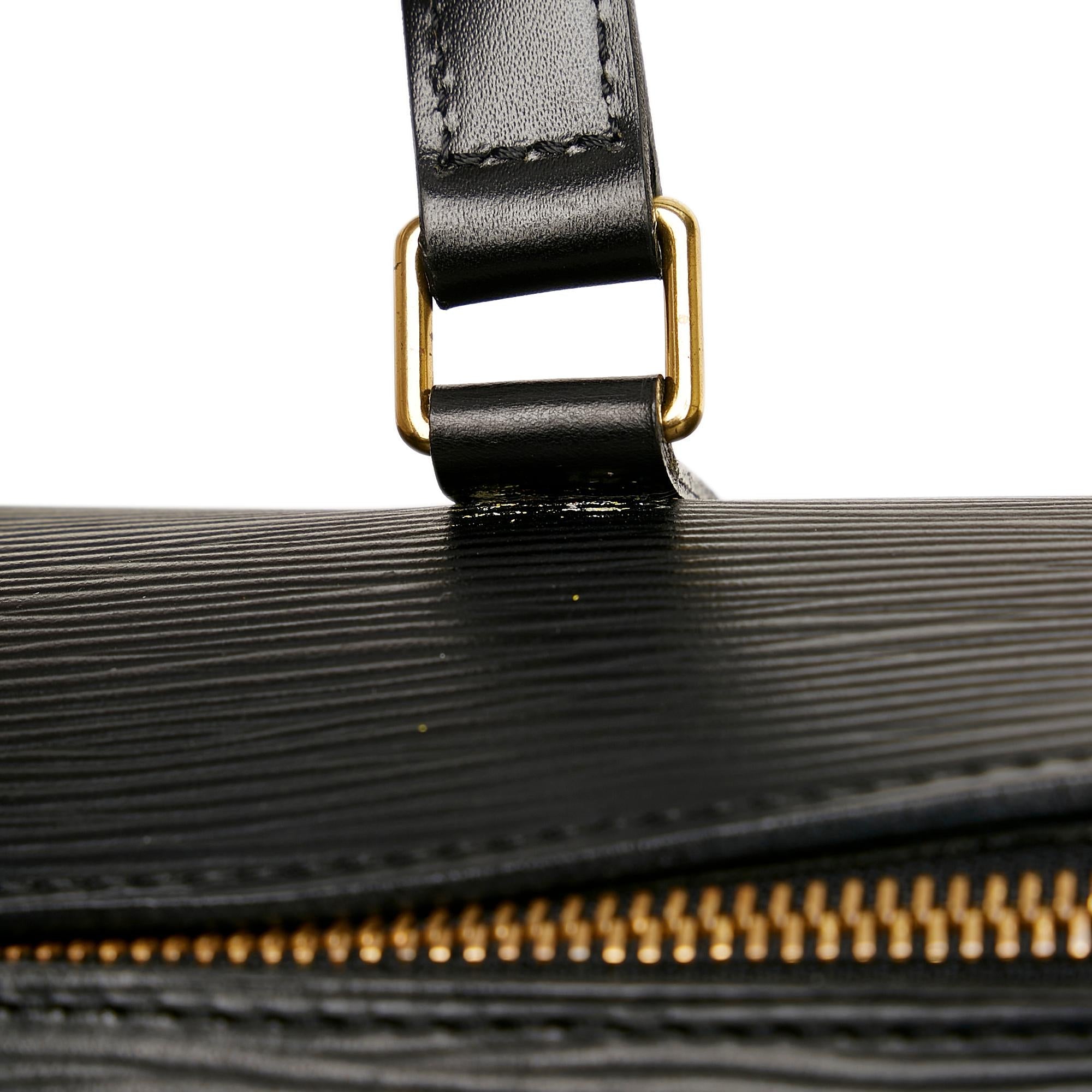 Louis Vuitton Epi Soufflot (SHG-37860)