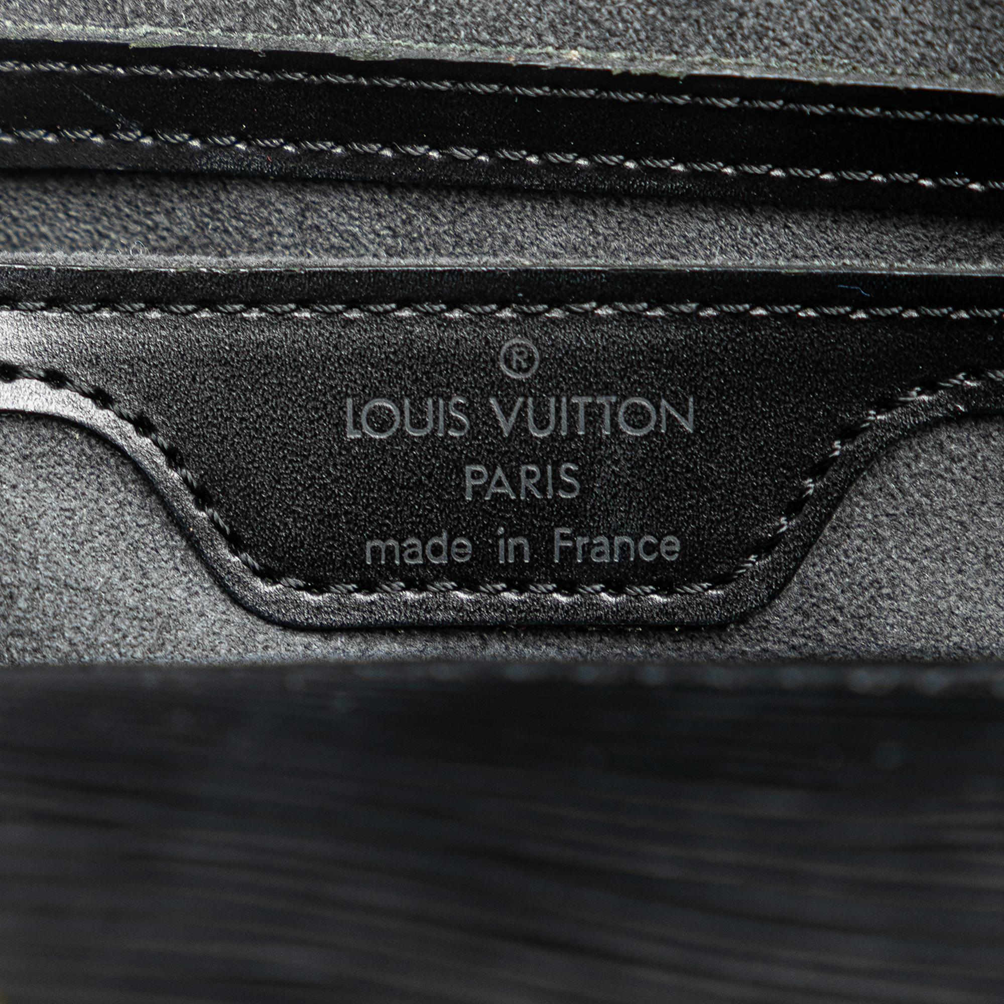 Louis Vuitton Epi Soufflot (SHG-LEBU6i)