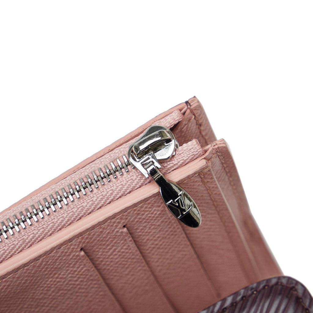Louis Vuitton Epi Twist Compact Wallet (SHG-cFRWdQ)