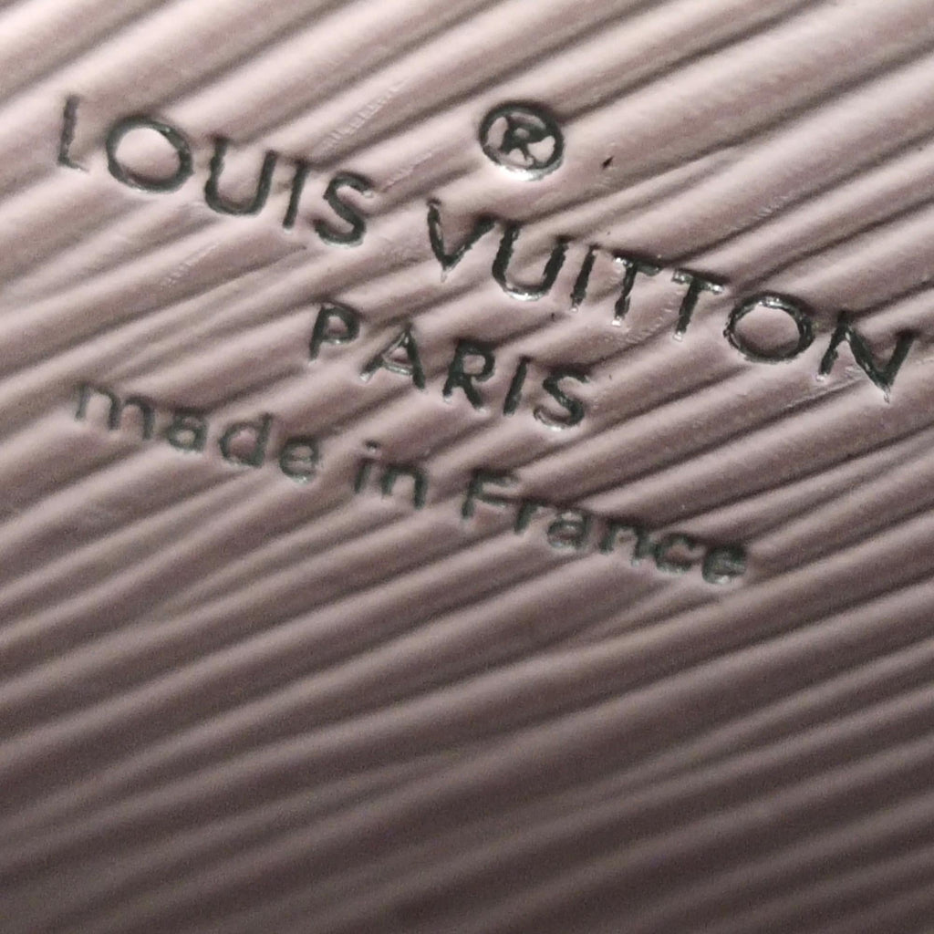 Louis Vuitton Epi Twist MM (SHG-37676)