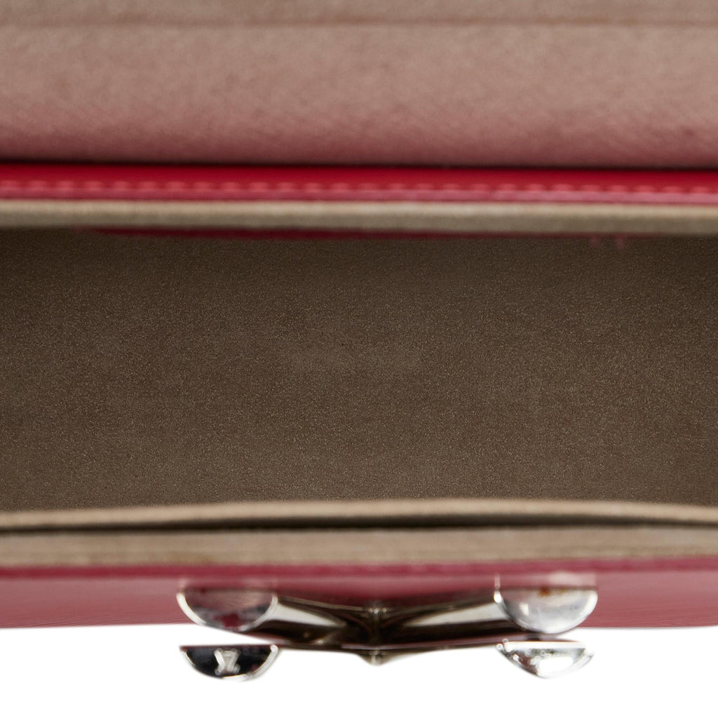 Louis Vuitton Epi Twist MM (SHG-db5MZF)
