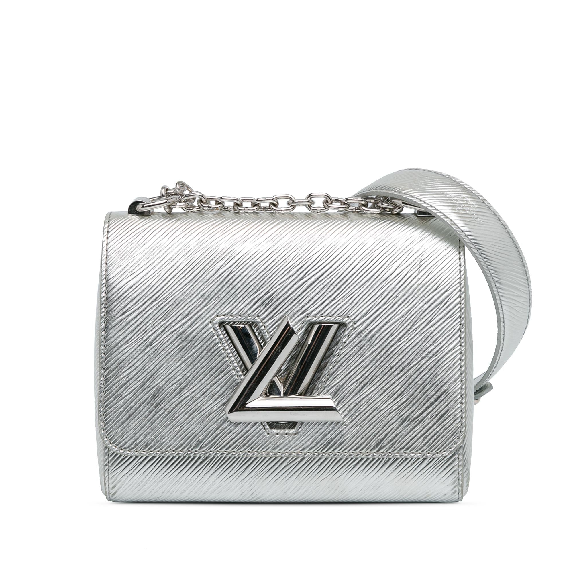 Louis Vuitton Epi Twist PM (SHG-vU6zF0)