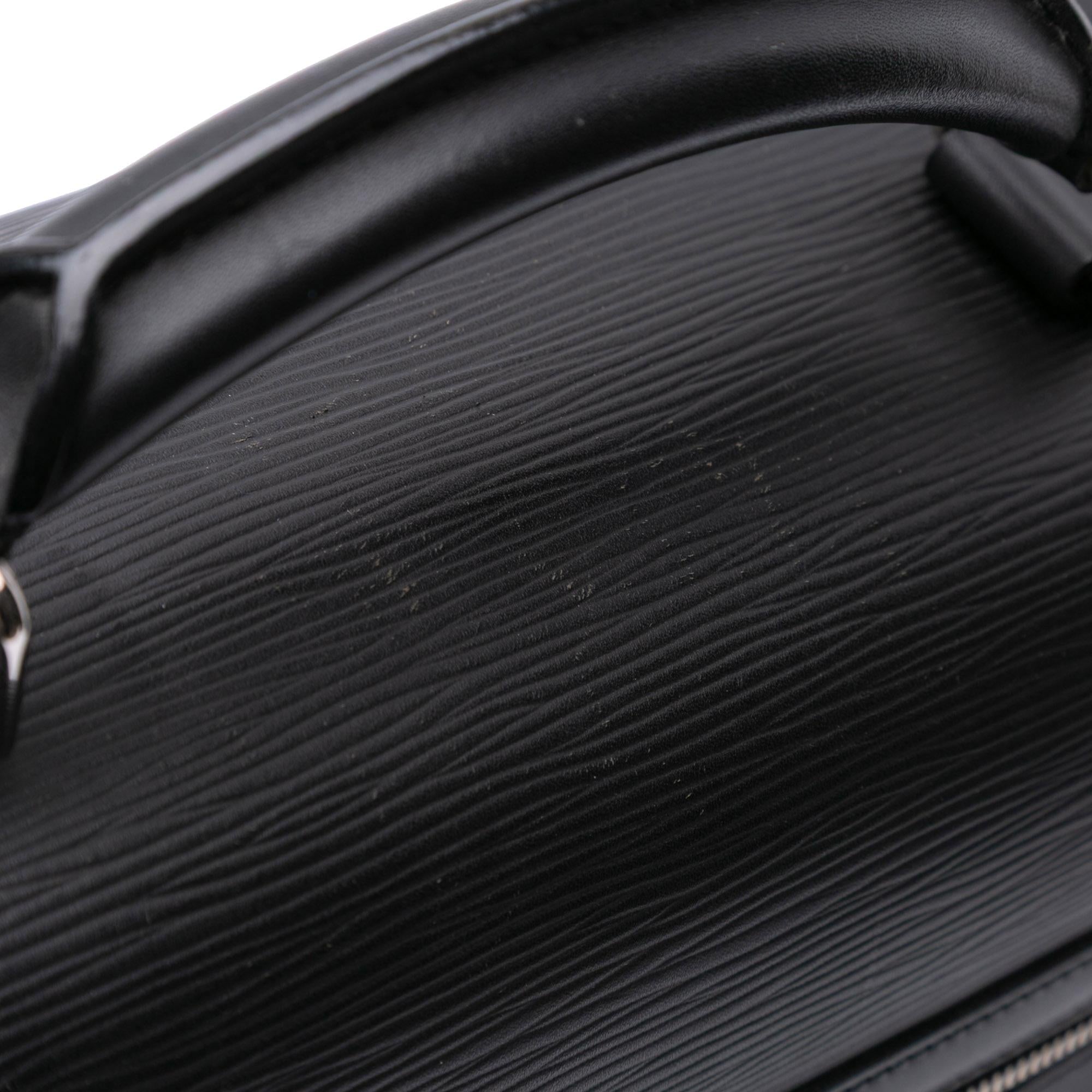 Louis Vuitton Epi Vassili PM
