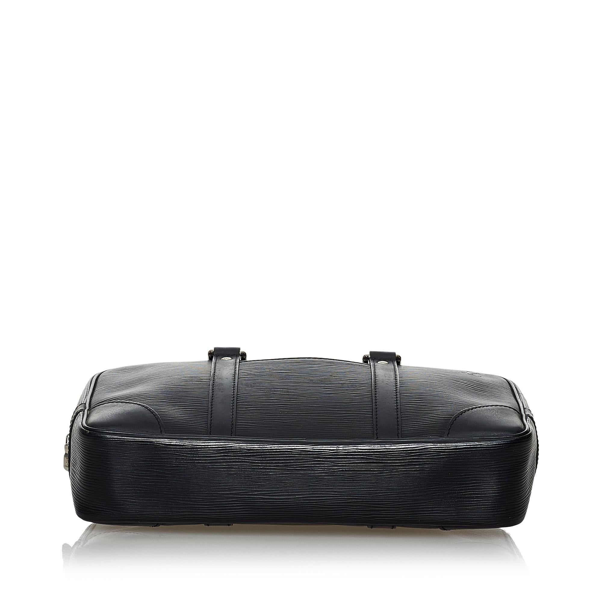 Louis Vuitton Epi Vivienne Long MM (SHG-28247)