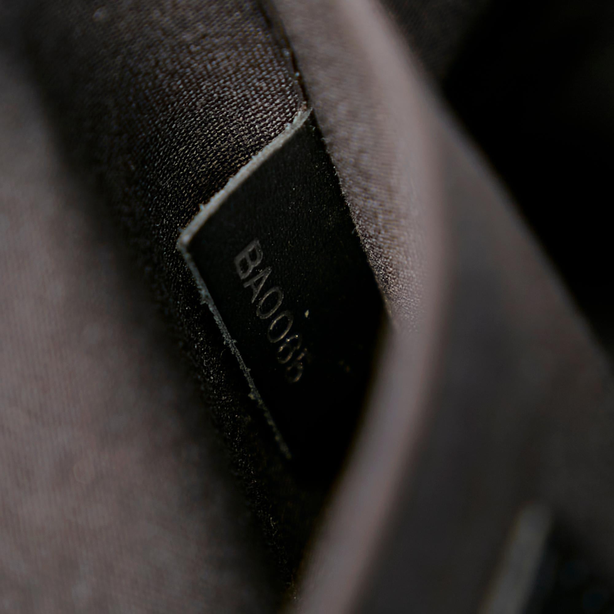 Louis Vuitton Epi Vivienne Long MM (SHG-28247)