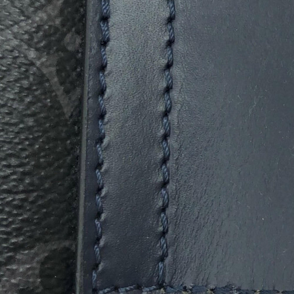 Louis Vuitton Epi and Monogram Eclipse Bumbag (SHG-qcCLZG)