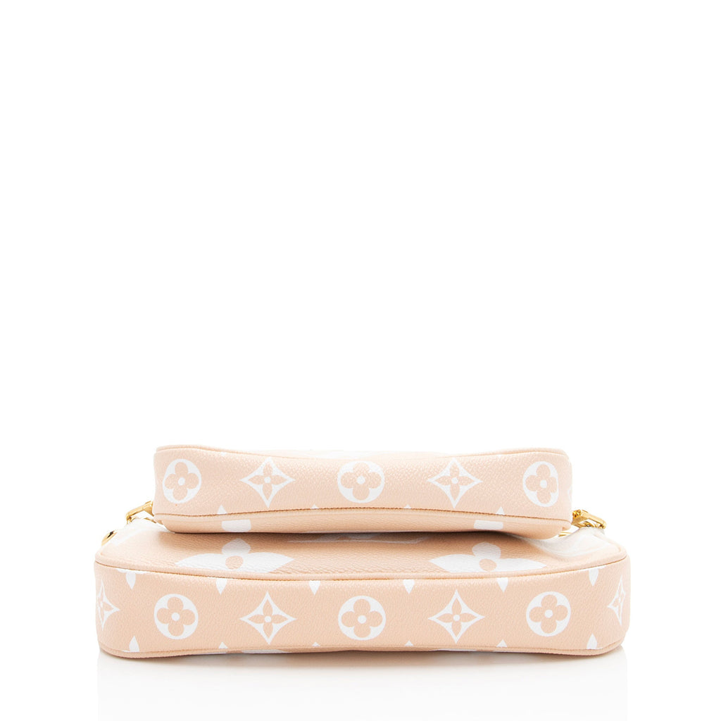 Louis Vuitton Giant Monogram Canvas By The Pool Multi-Pochette Accessoires