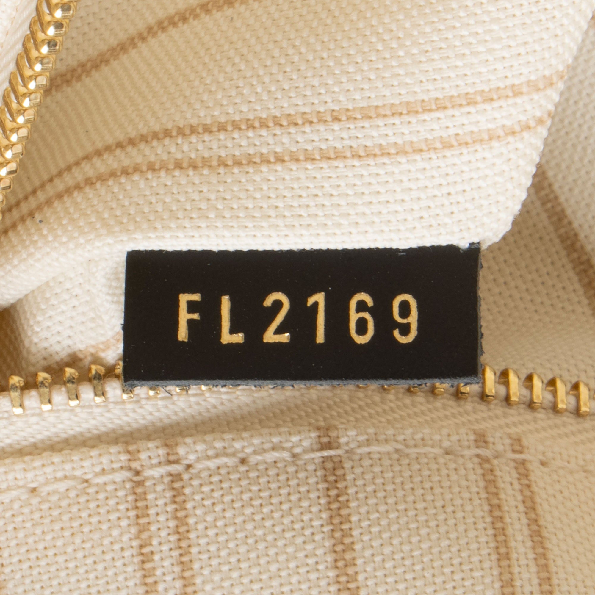 Louis Vuitton Giant Monogram Canvas Jungle Onthego GM Tote