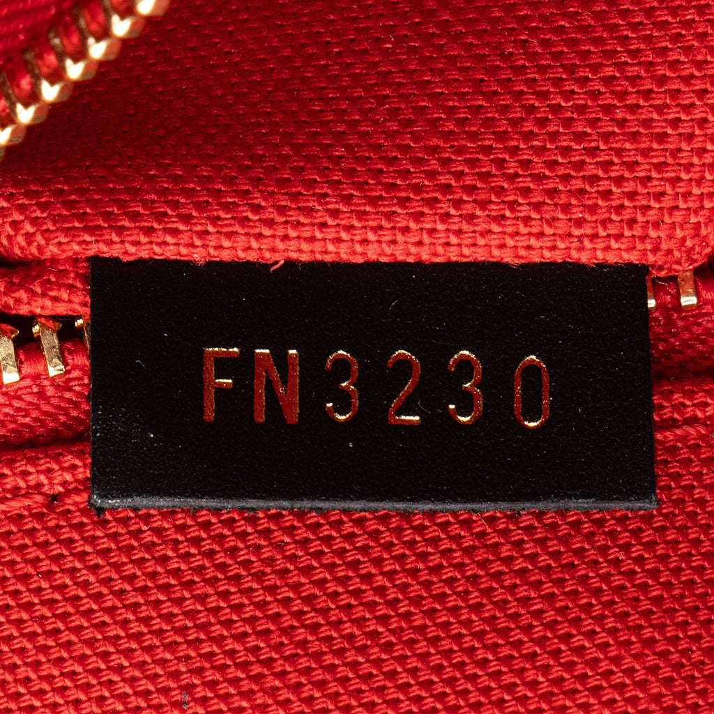 Louis Vuitton Giant Monogram Canvas Onthego GM Tote
