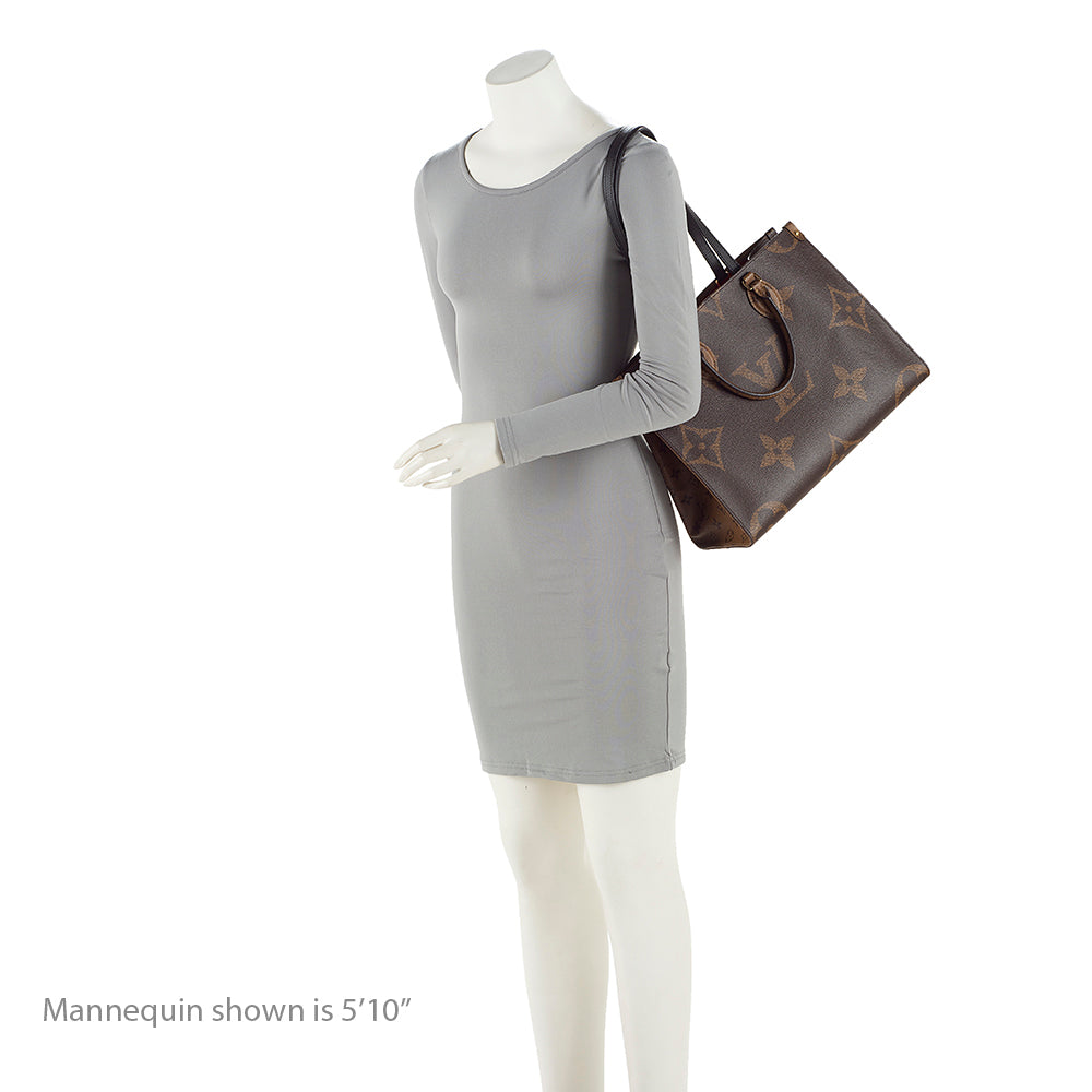 Louis Vuitton Giant Monogram Canvas Onthego MM Tote (SHF-tL87g4)