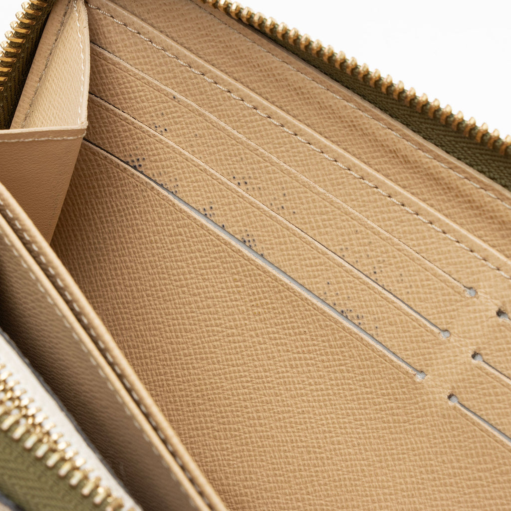 Louis Vuitton Giant Monogram Canvas Zippy Wallet