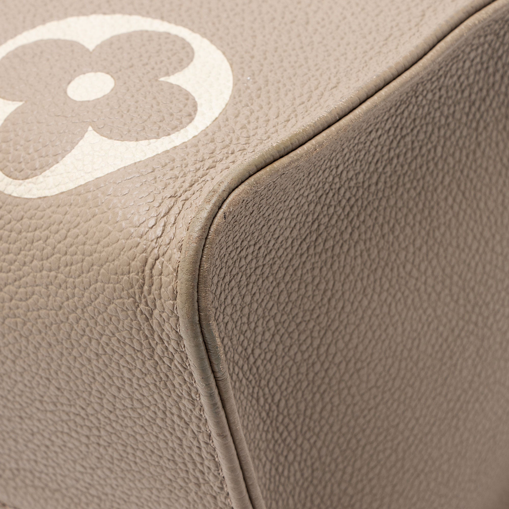 Louis Vuitton Giant Monogram Empreinte Bicolor Onthego MM Tote