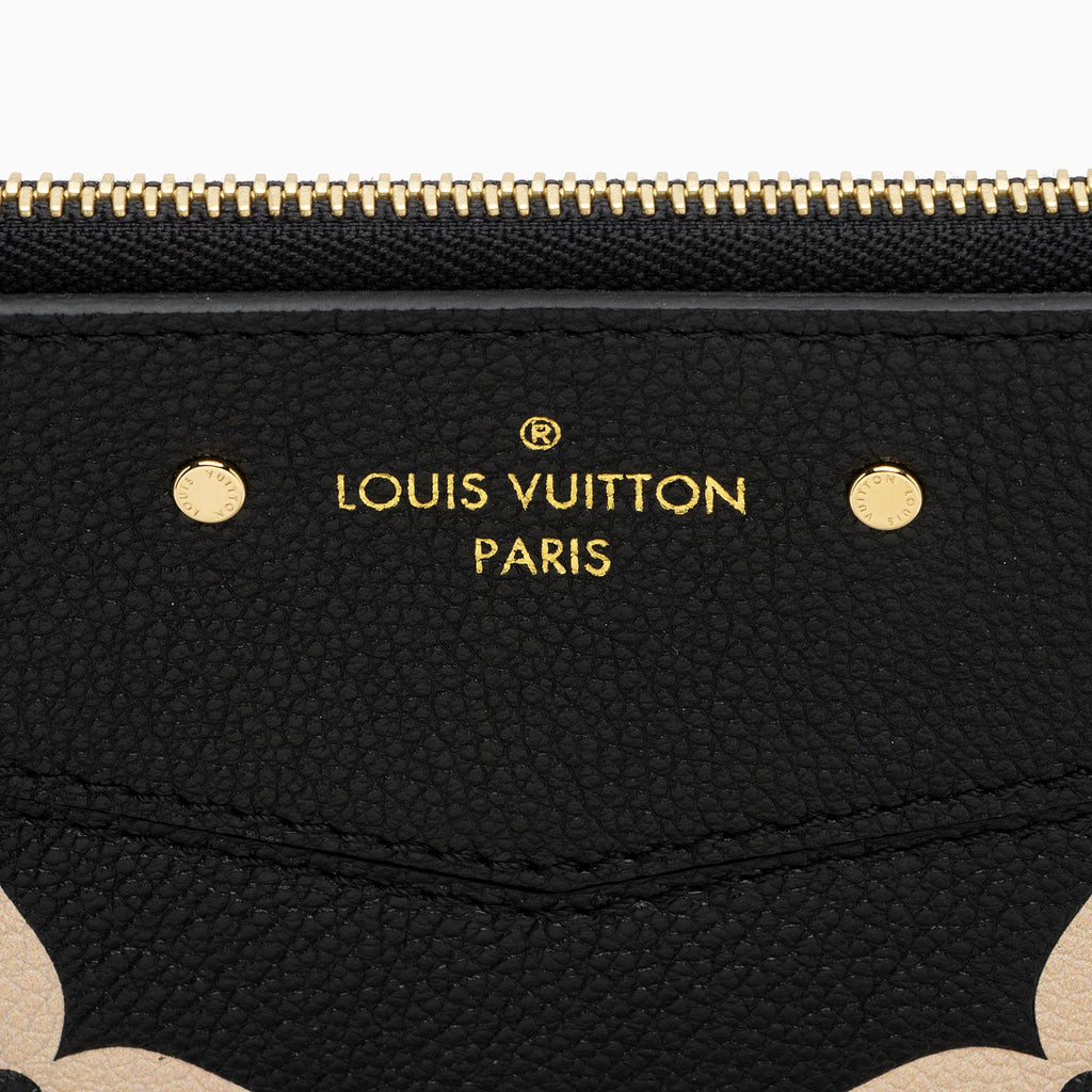 Louis Vuitton Giant Monogram Empreinte Daily Pouch (SHF-mZDtSZ)