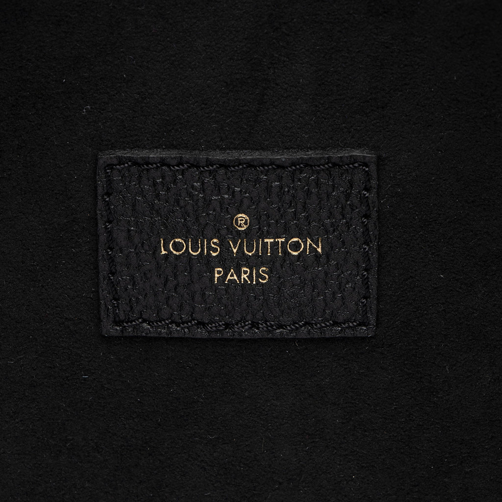 Louis Vuitton Giant Monogram Empreinte Loop Hobo (SHF-tFk2vD)