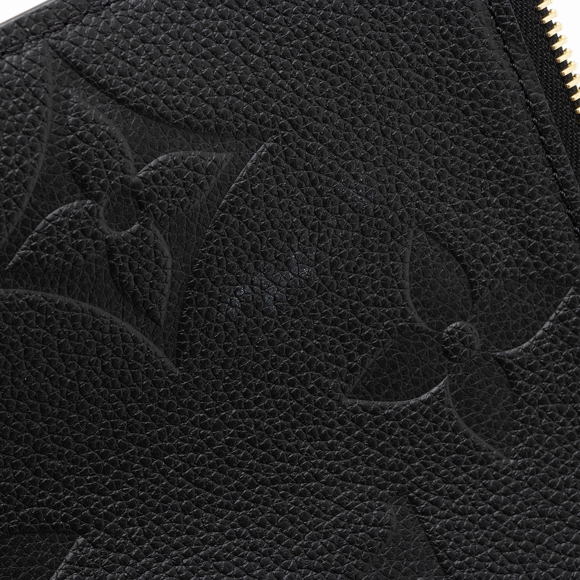Louis Vuitton Giant Monogram Empreinte Neverfull MM Pochette (SHF-LqWbqK)