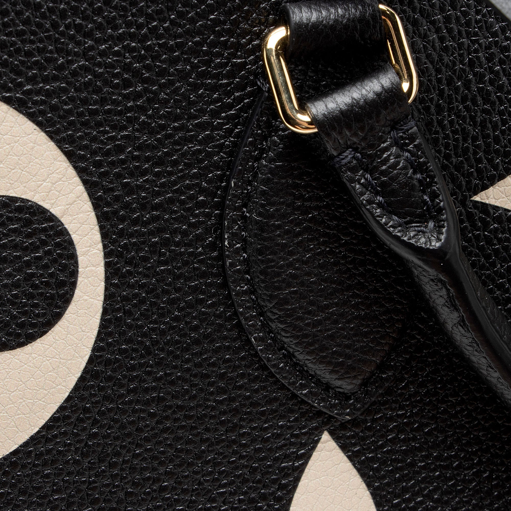 Louis Vuitton Giant Monogram Empreinte Onthego GM Tote (SHF-1X1Xth)