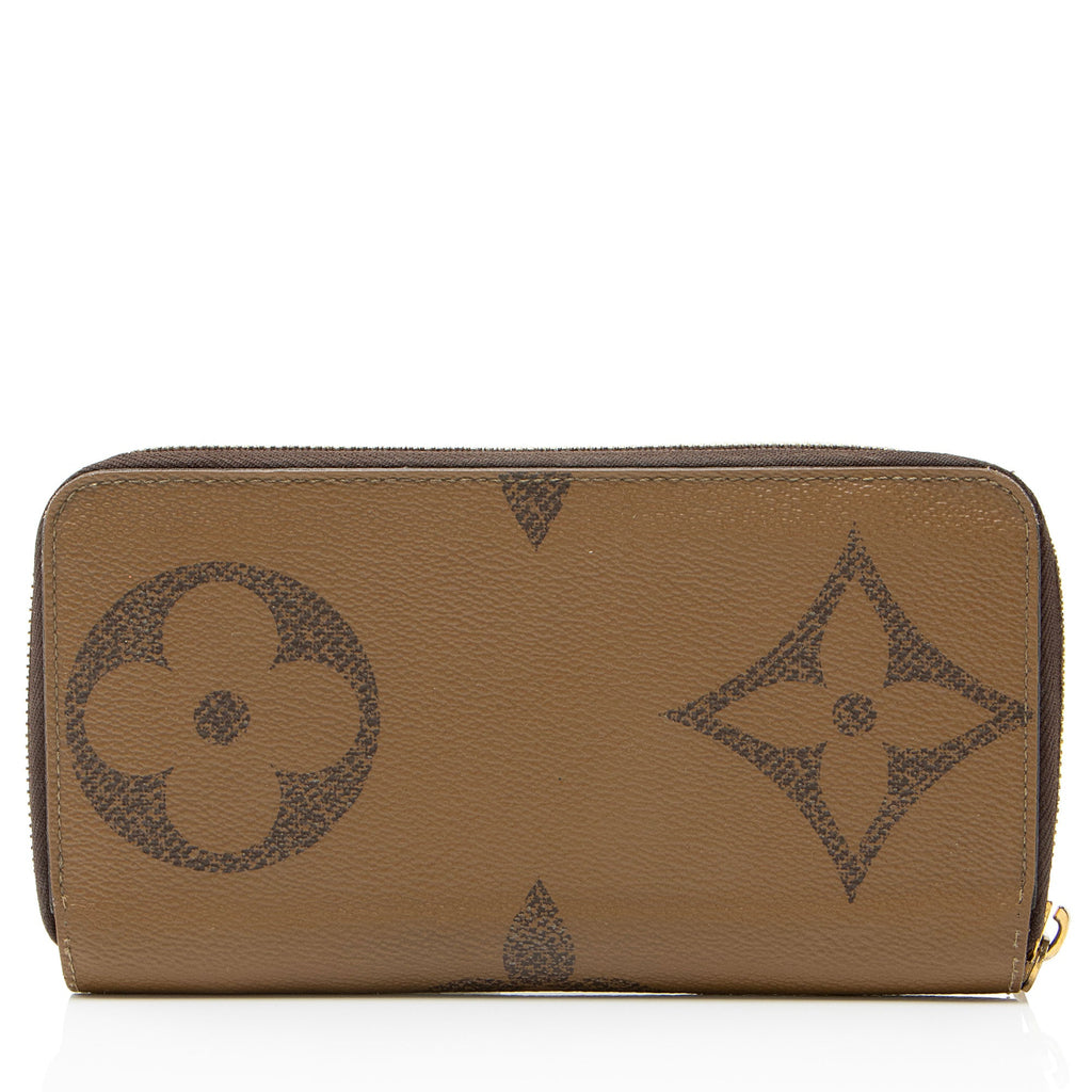 Louis Vuitton Giant Reverse Monogram Zippy Wallet