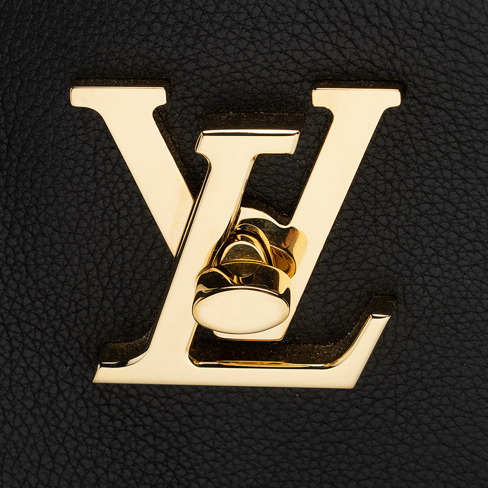 Louis Vuitton Grained Calfskin Lockme Shopper Tote (SHF-21964)
