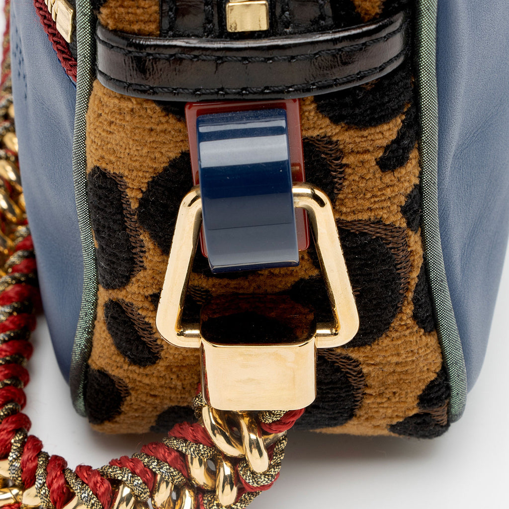 Louis Vuitton Limited Edition Calfskin Savane Flight Bag (SHF-M9uV5p)