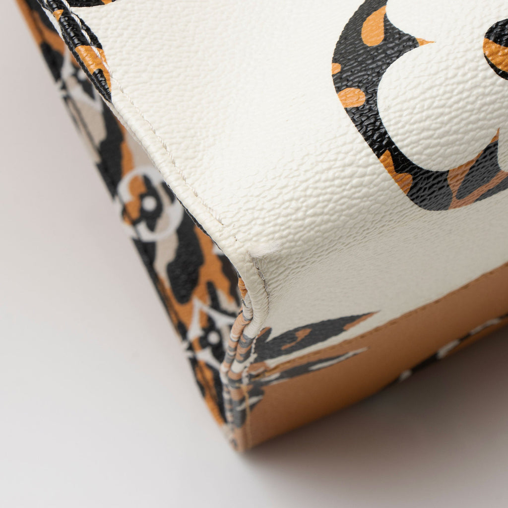 Louis Vuitton Limited Edition Giant Monogram Canvas Jungle Onthego GM Tote