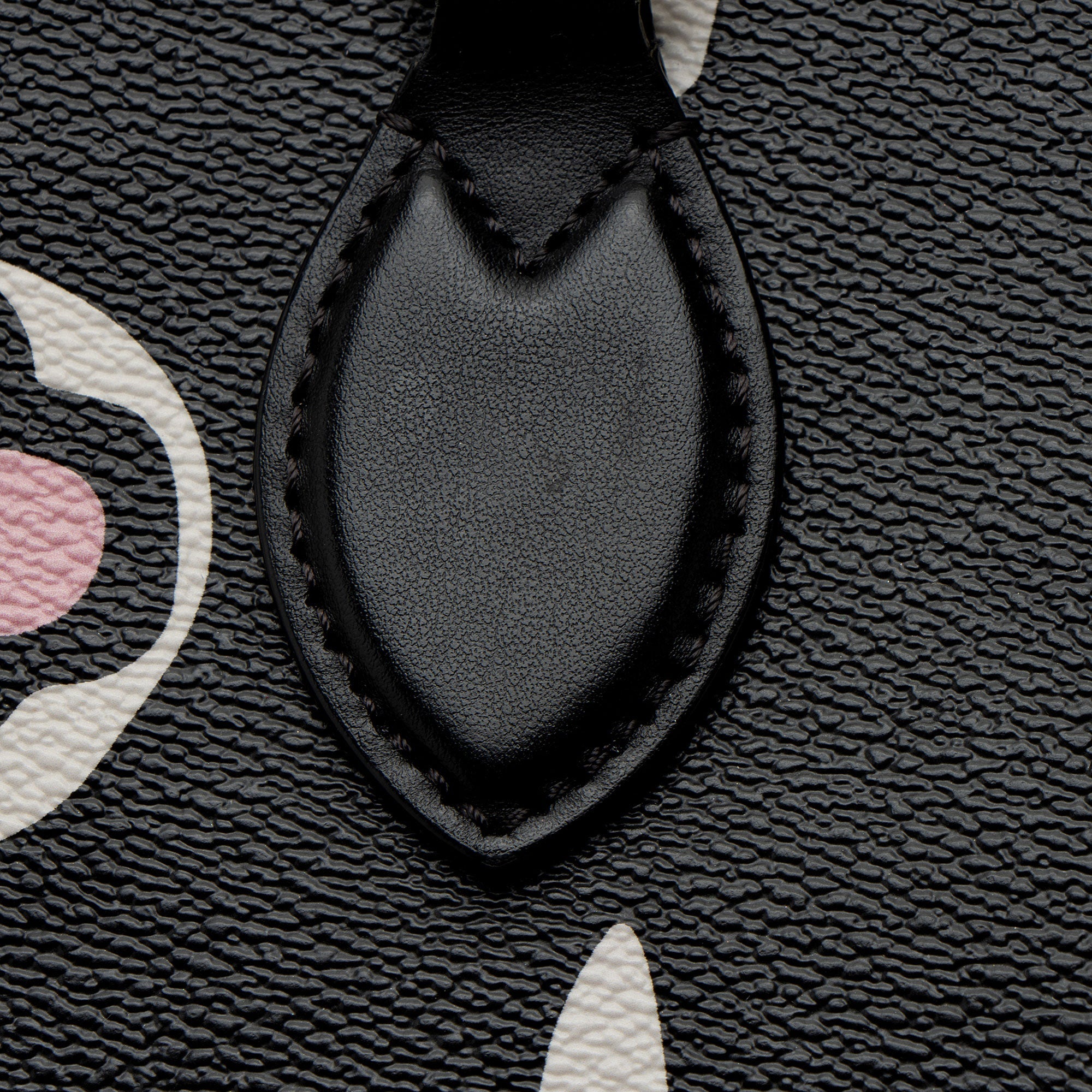 Louis Vuitton Limited Edition Giant Monogram Canvas Wild At Heart Onthego GM Tote